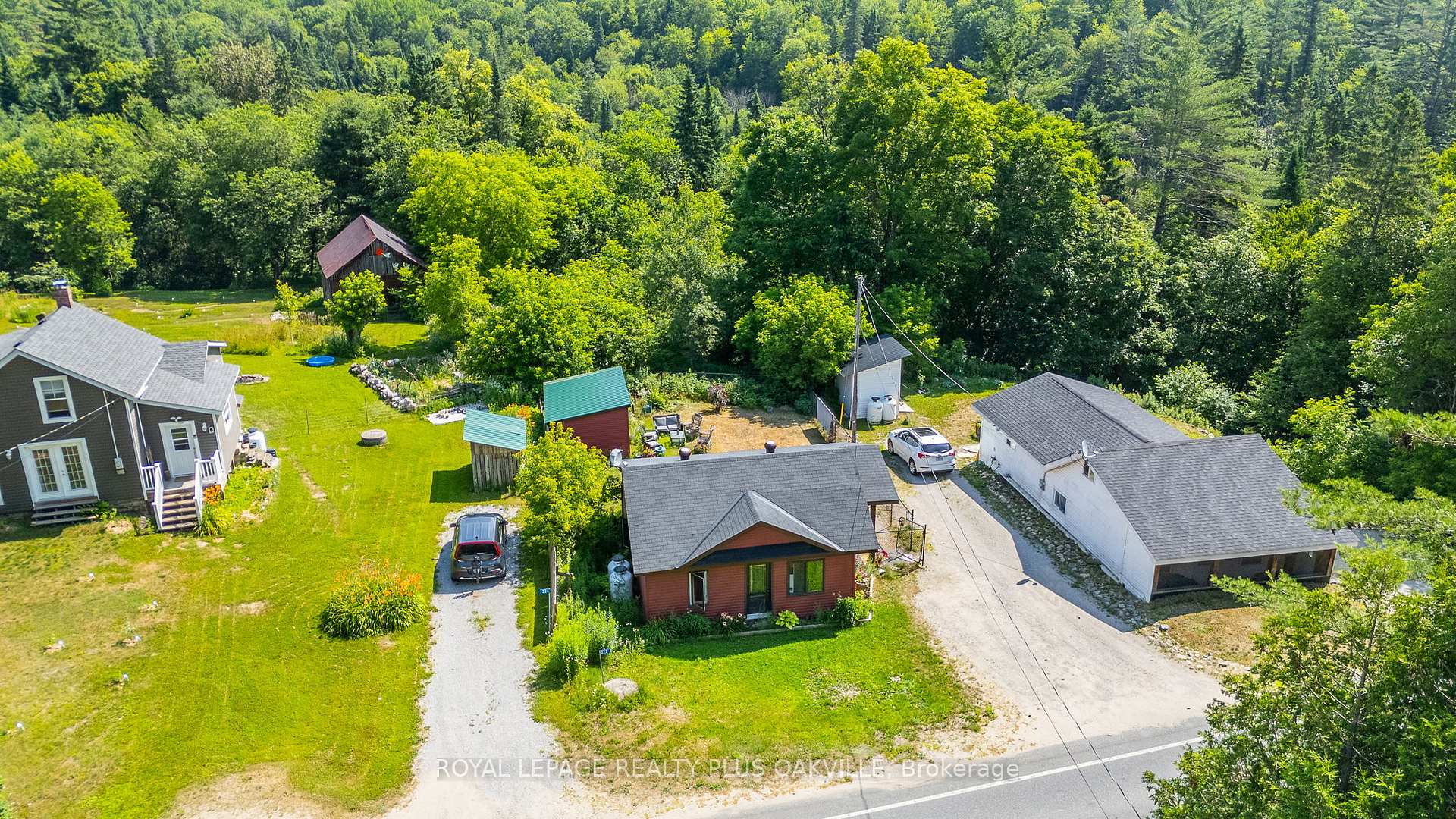 Photo 25 of 322 Bobcaygeon Road, Minden Hills, Minden — HOMEH