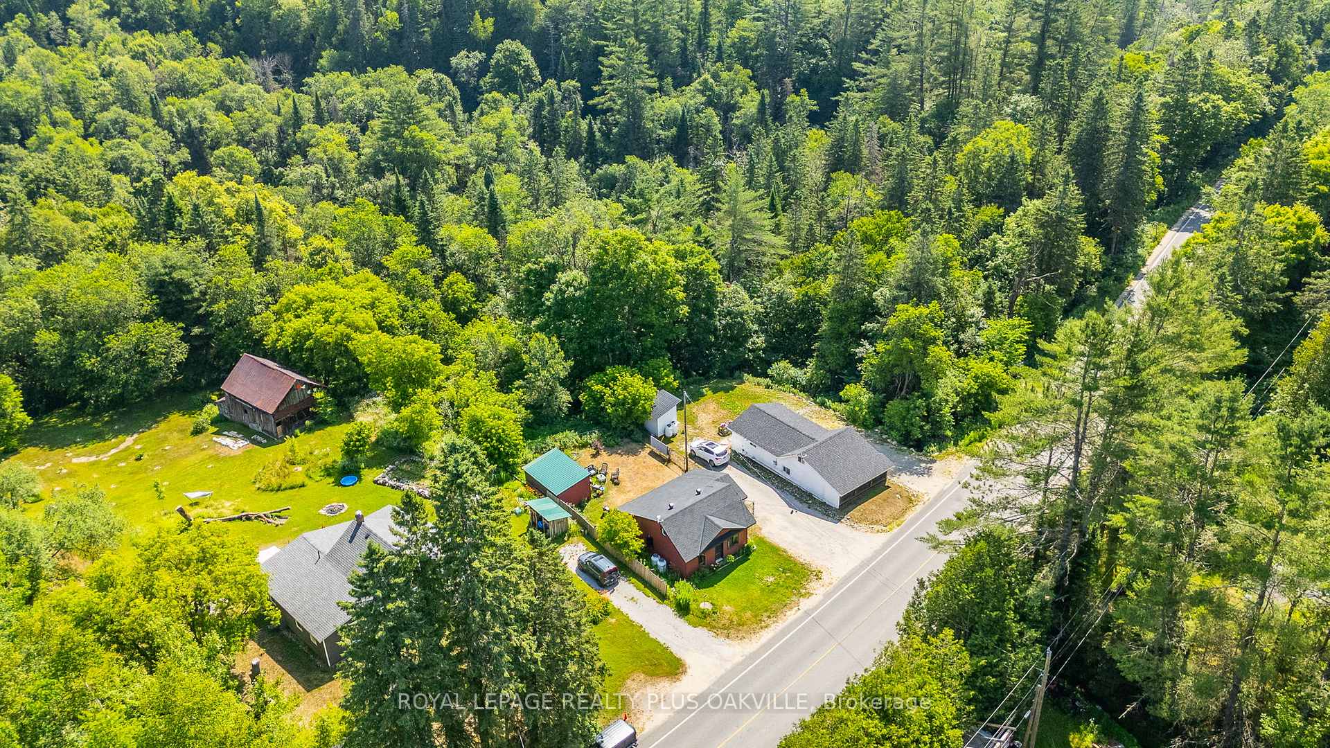 Photo 32 of 322 Bobcaygeon Road, Minden Hills, Minden — HOMEH