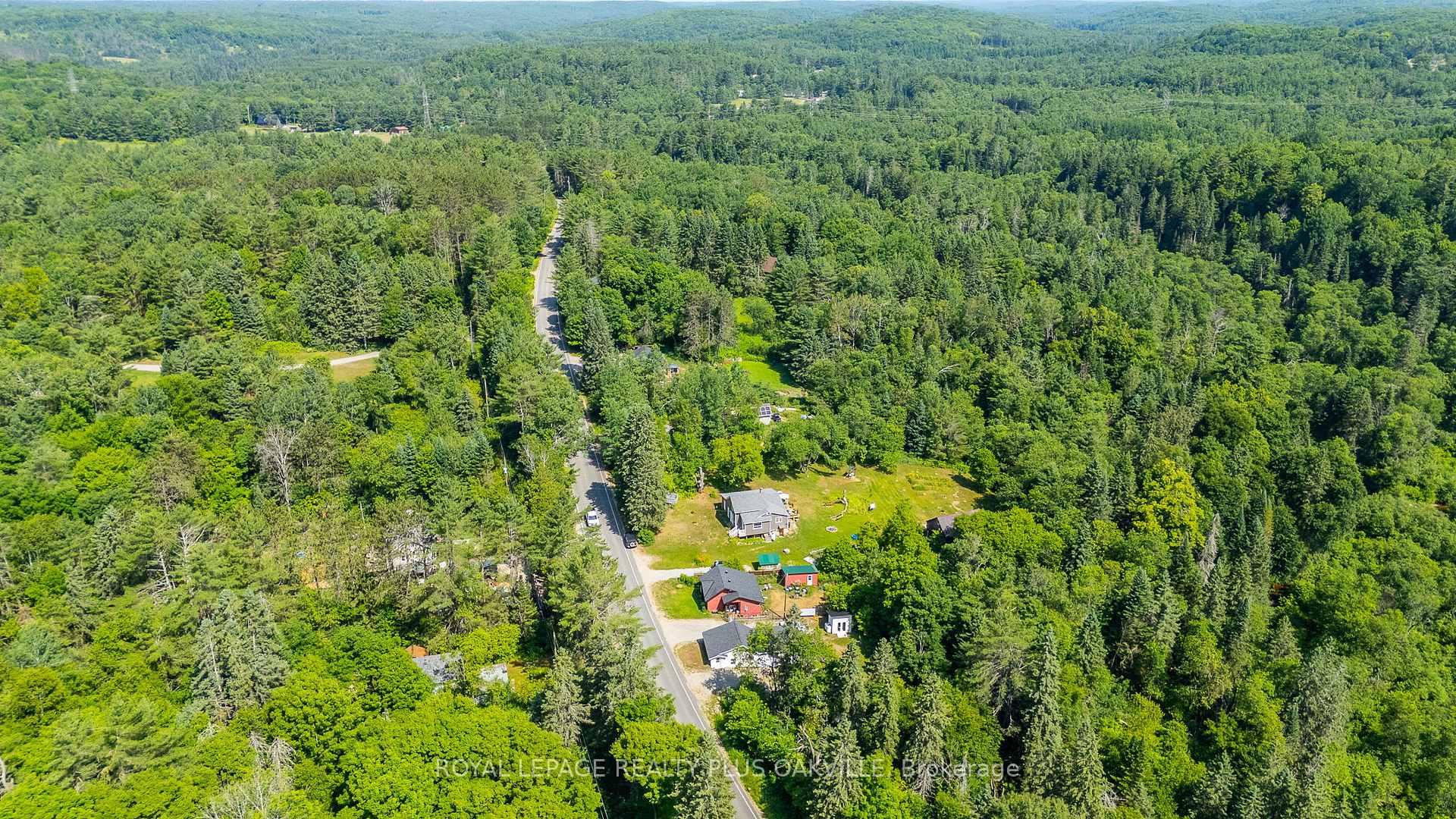 Photo 34 of 322 Bobcaygeon Road, Minden Hills, Minden — HOMEH