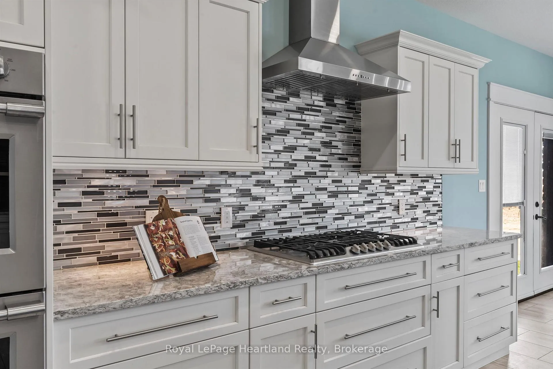 Photo 30 of 411 Jane Street, Minto — HOMEH