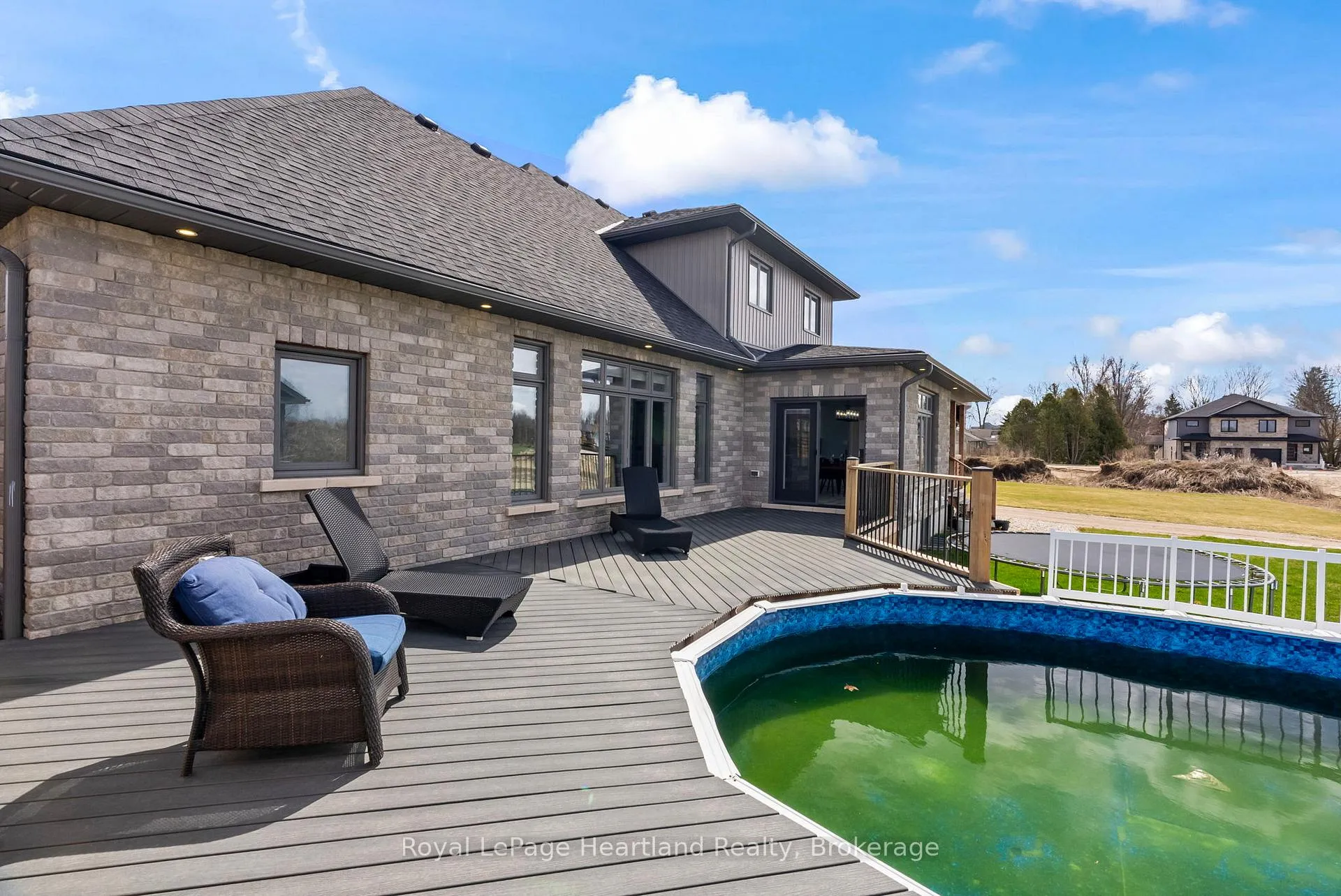 Photo 43 of 411 Jane Street, Minto — HOMEH