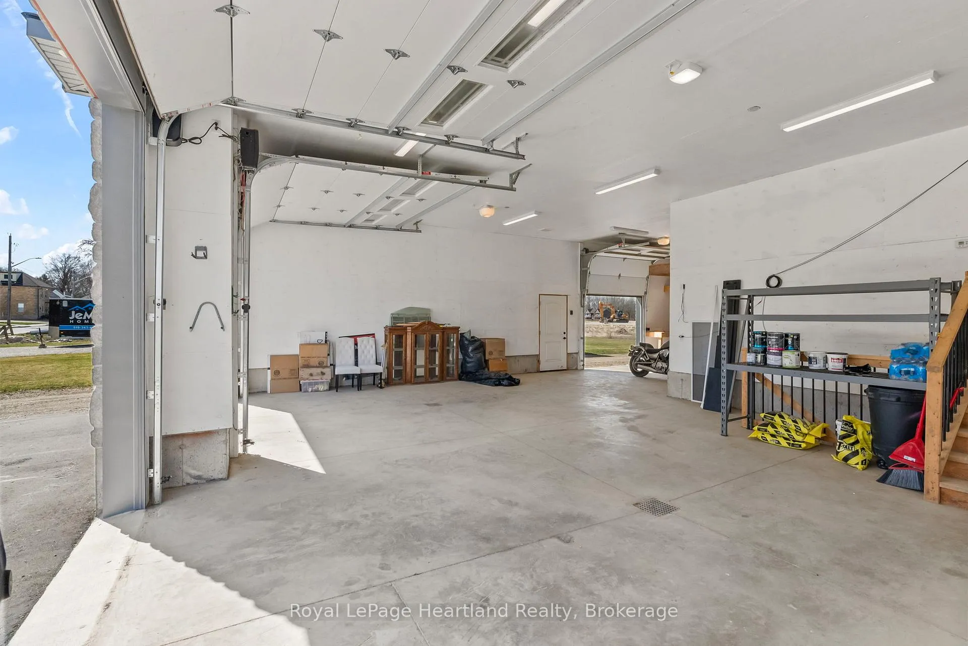 Photo 44 of 411 Jane Street, Minto — HOMEH
