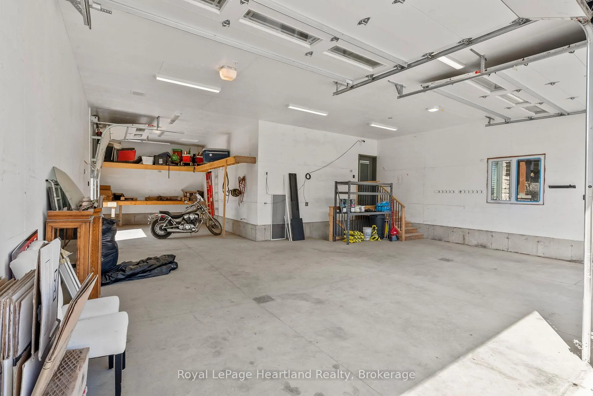 Photo 45 of 411 Jane Street, Minto — HOMEH