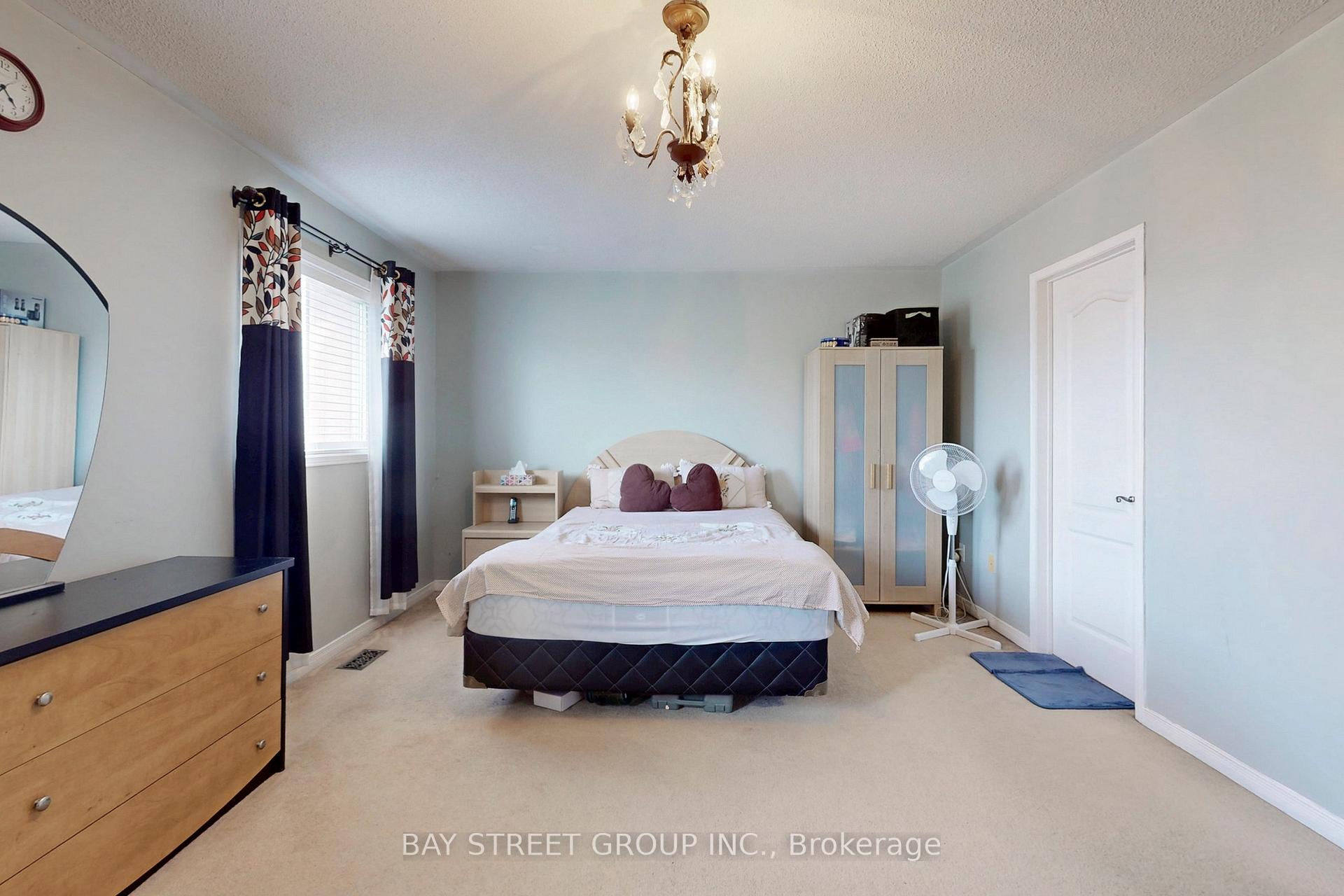 Photo 19 of 4 Red Sea Way W, Markham, Middlefield — HOMEH