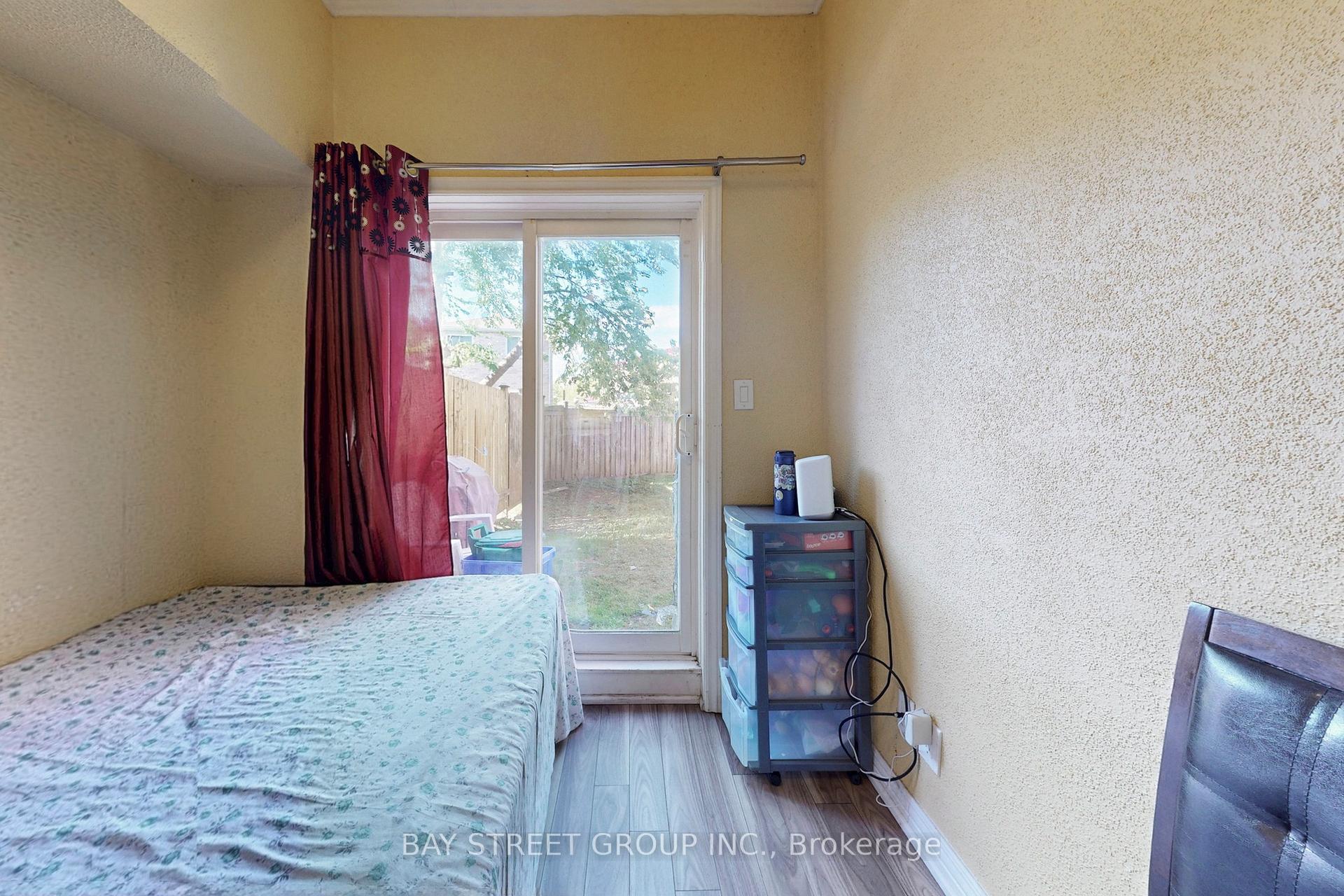 Photo 29 of 4 Red Sea Way W, Markham, Middlefield — HOMEH