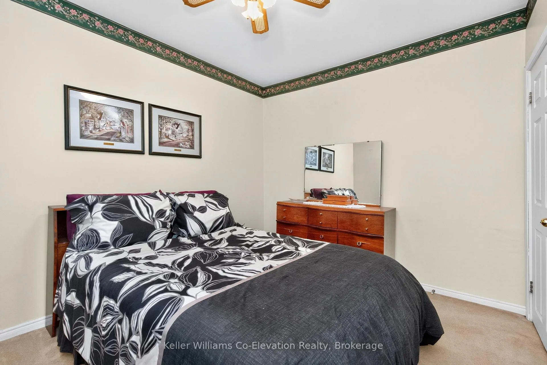 Photo 15 of 188 Fourth Street, Midland — HOMEH