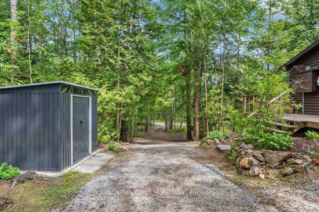 Photo 8 of 1339 Spar Lake Road, Minden Hills, Lutterworth — HOMEH