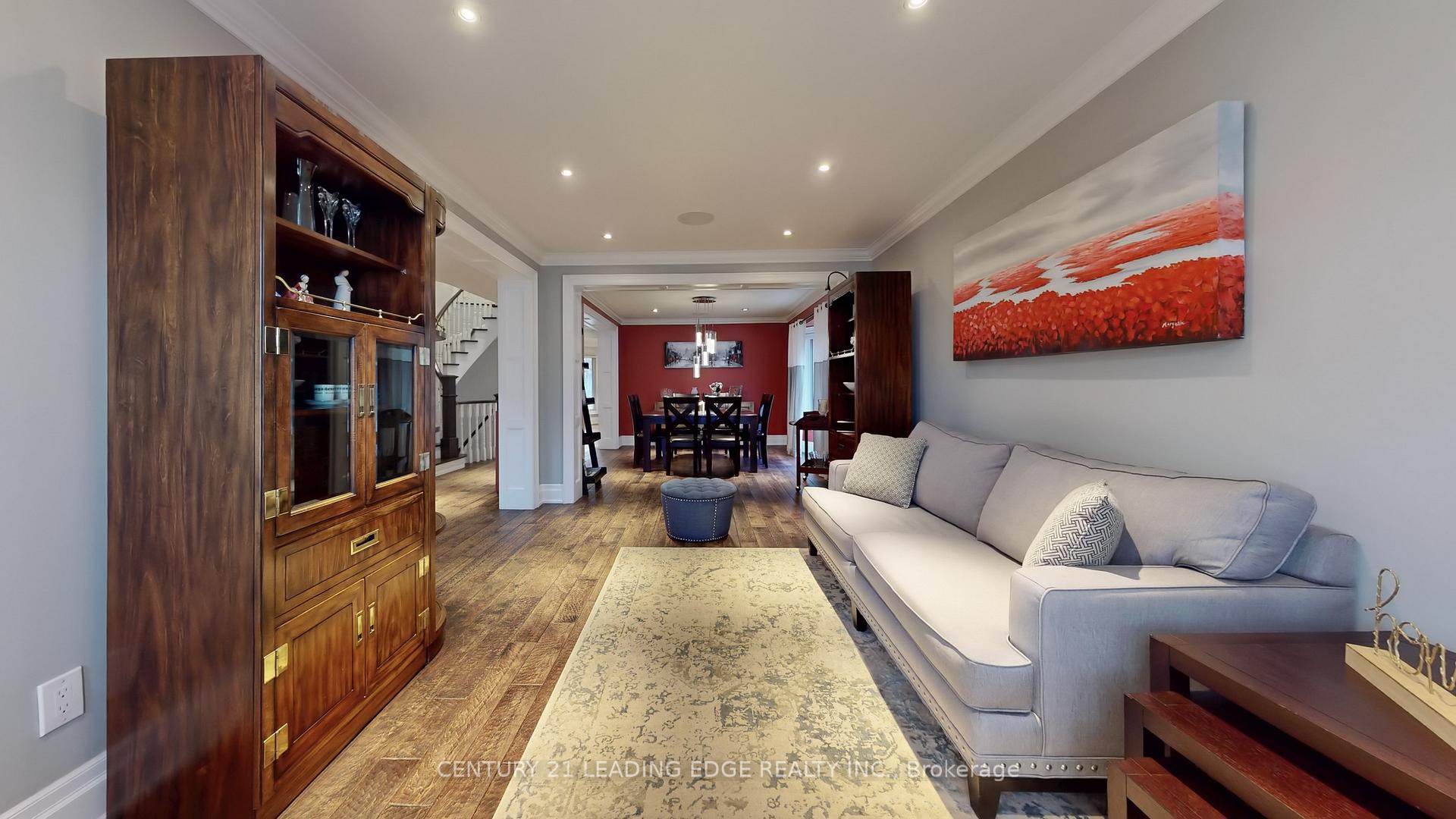 Photo 4 of 102 Larkin Avenue, Markham, Markham Village — HOMEH