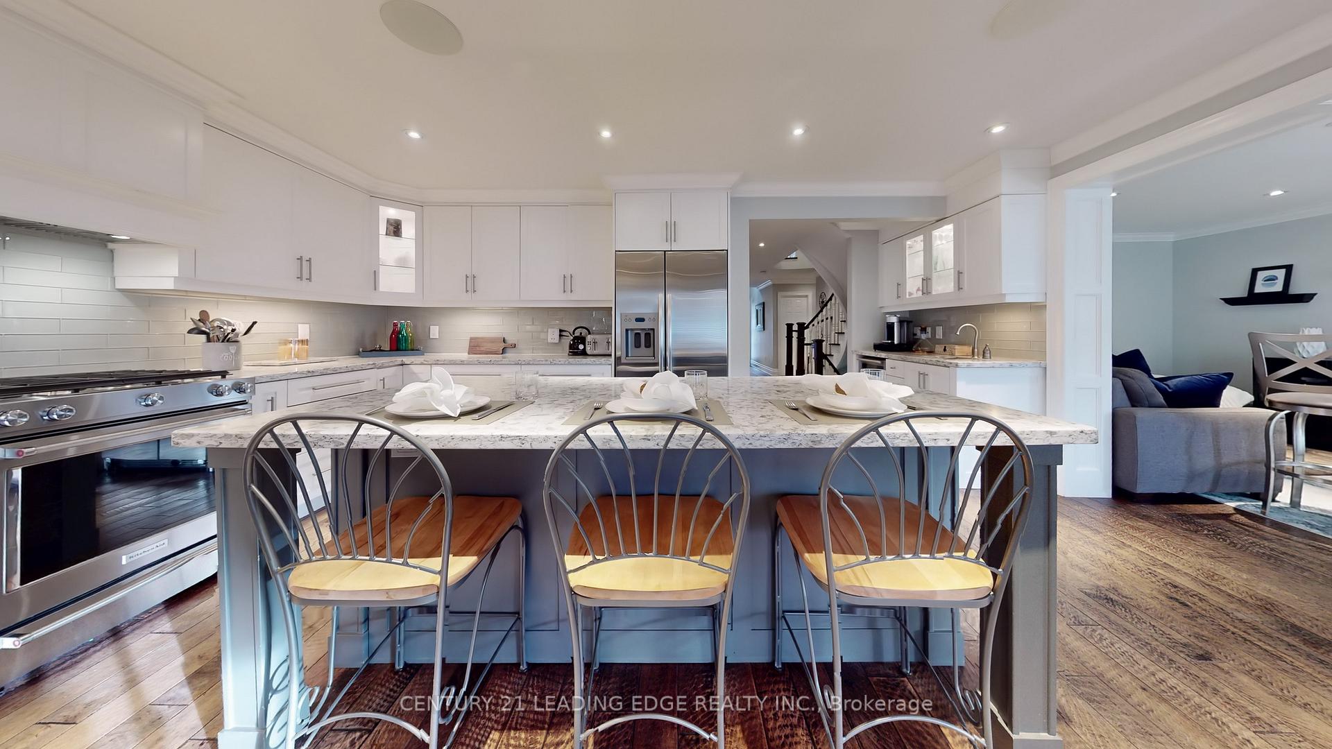 Photo 11 of 102 Larkin Avenue, Markham, Markham Village — HOMEH