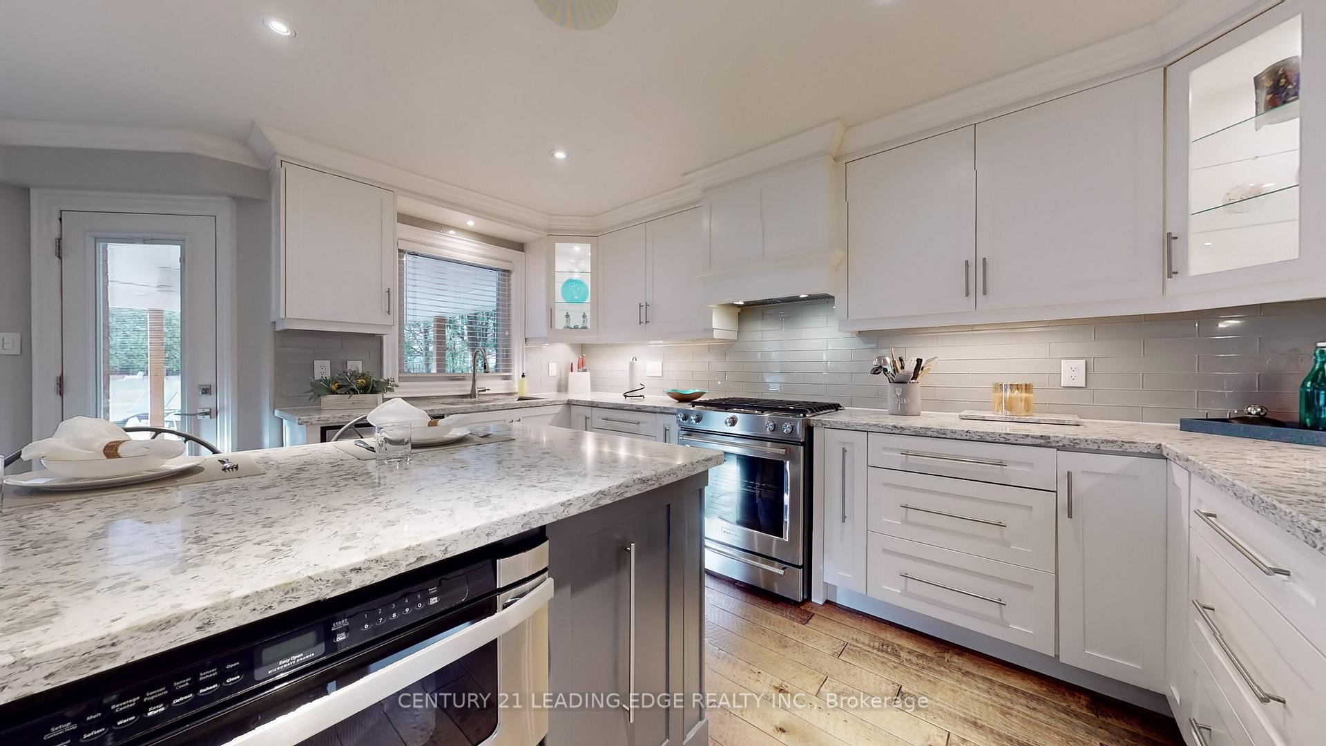 Photo 13 of 102 Larkin Avenue, Markham, Markham Village — HOMEH