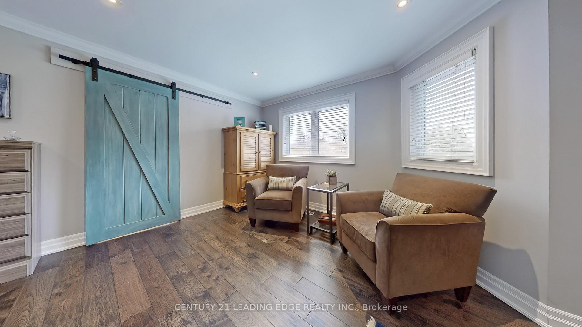 Photo 27 of 102 Larkin Avenue, Markham, Markham Village — HOMEH