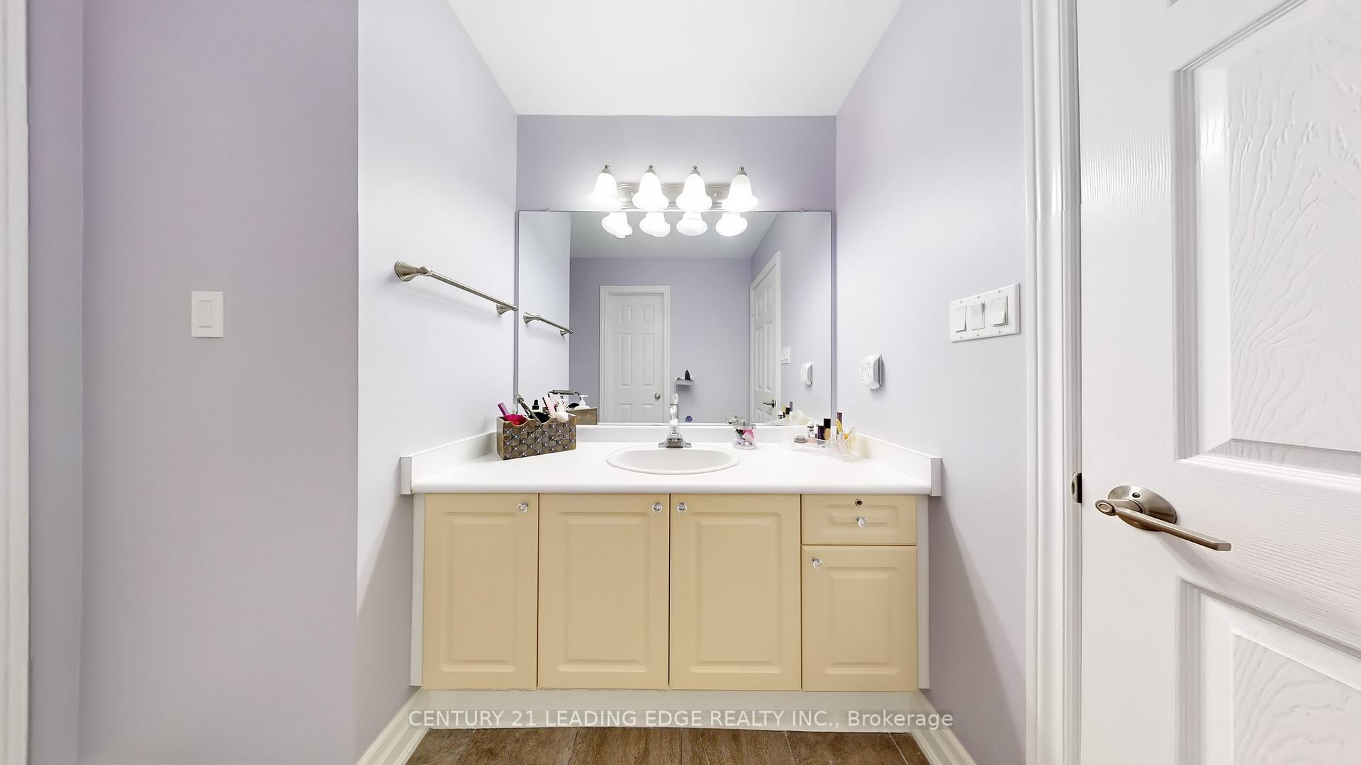 Photo 33 of 102 Larkin Avenue, Markham, Markham Village — HOMEH