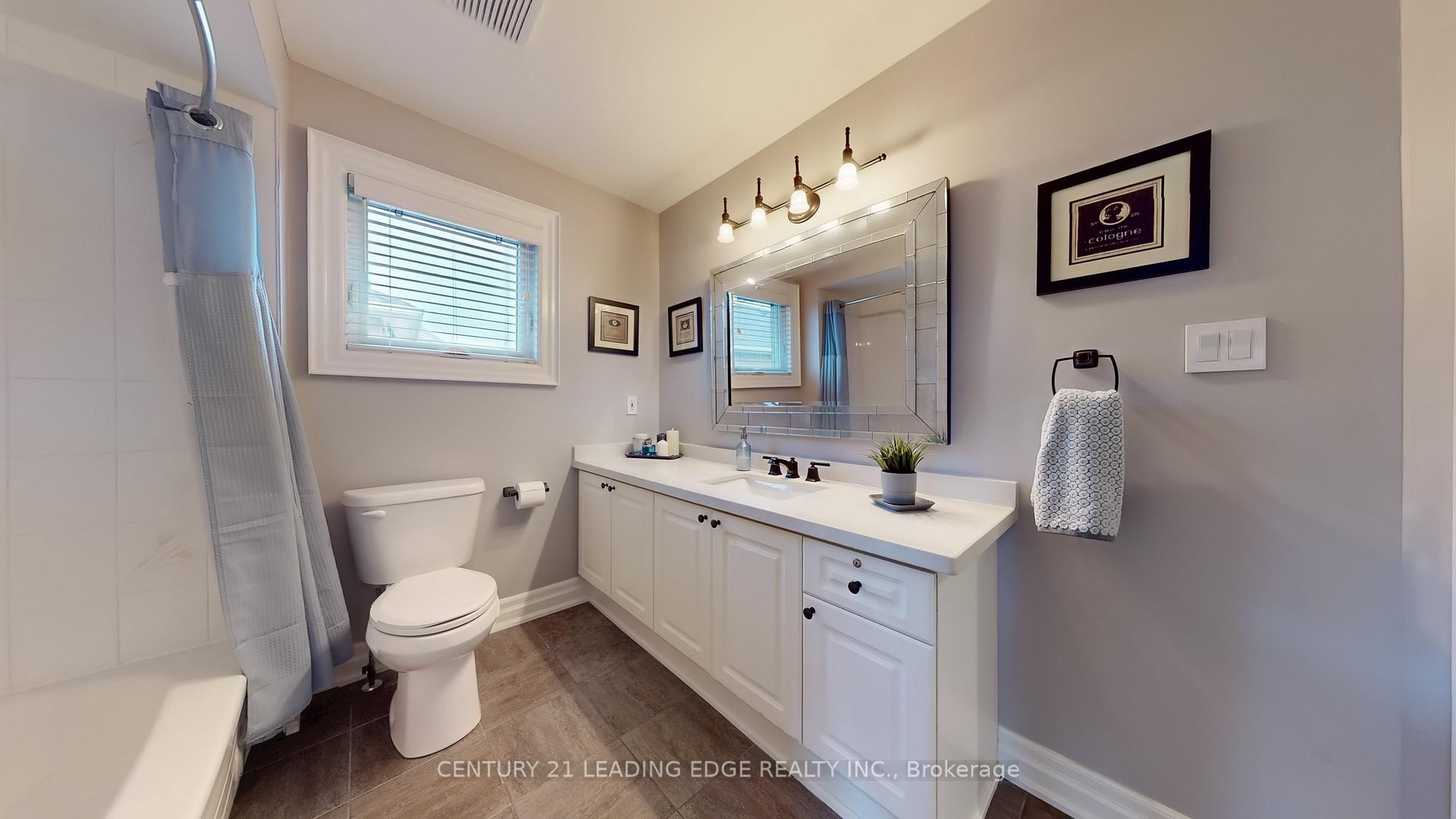 Photo 37 of 102 Larkin Avenue, Markham, Markham Village — HOMEH
