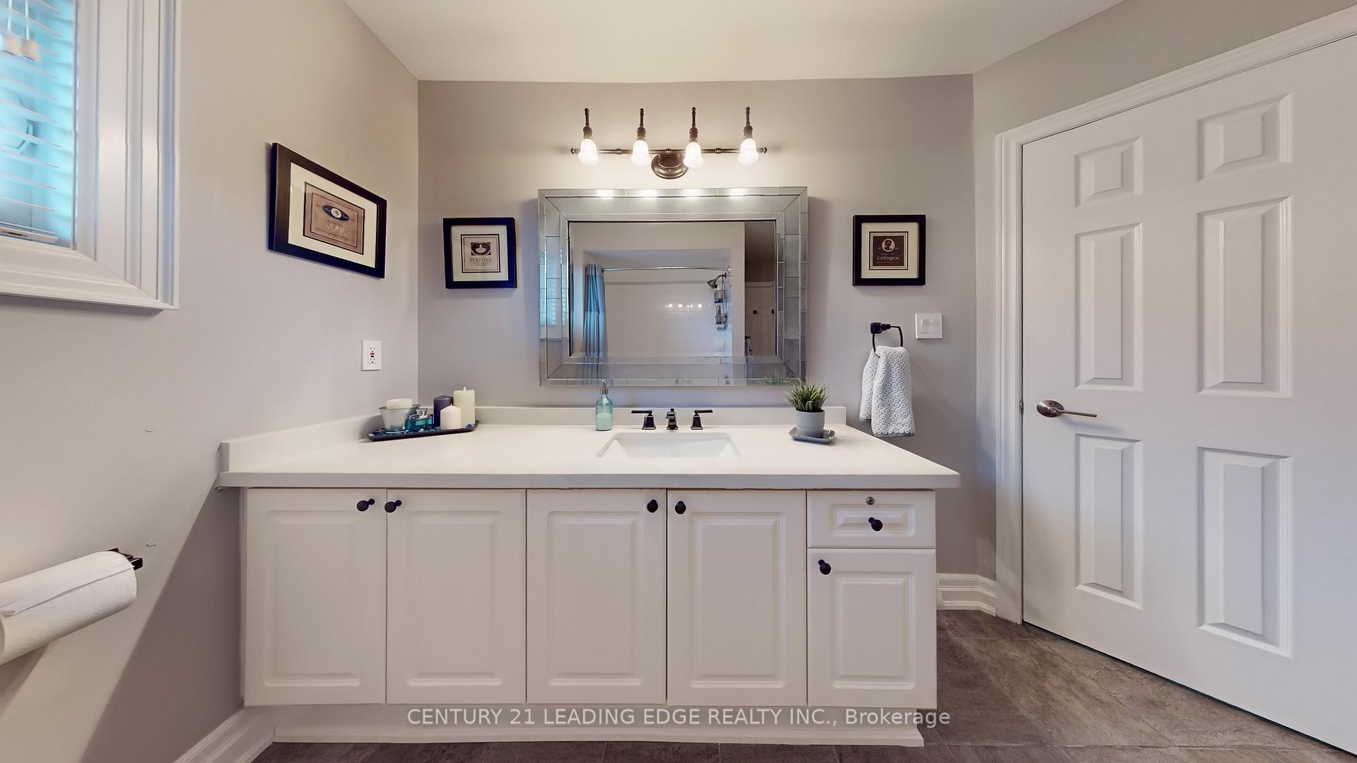 Photo 38 of 102 Larkin Avenue, Markham, Markham Village — HOMEH