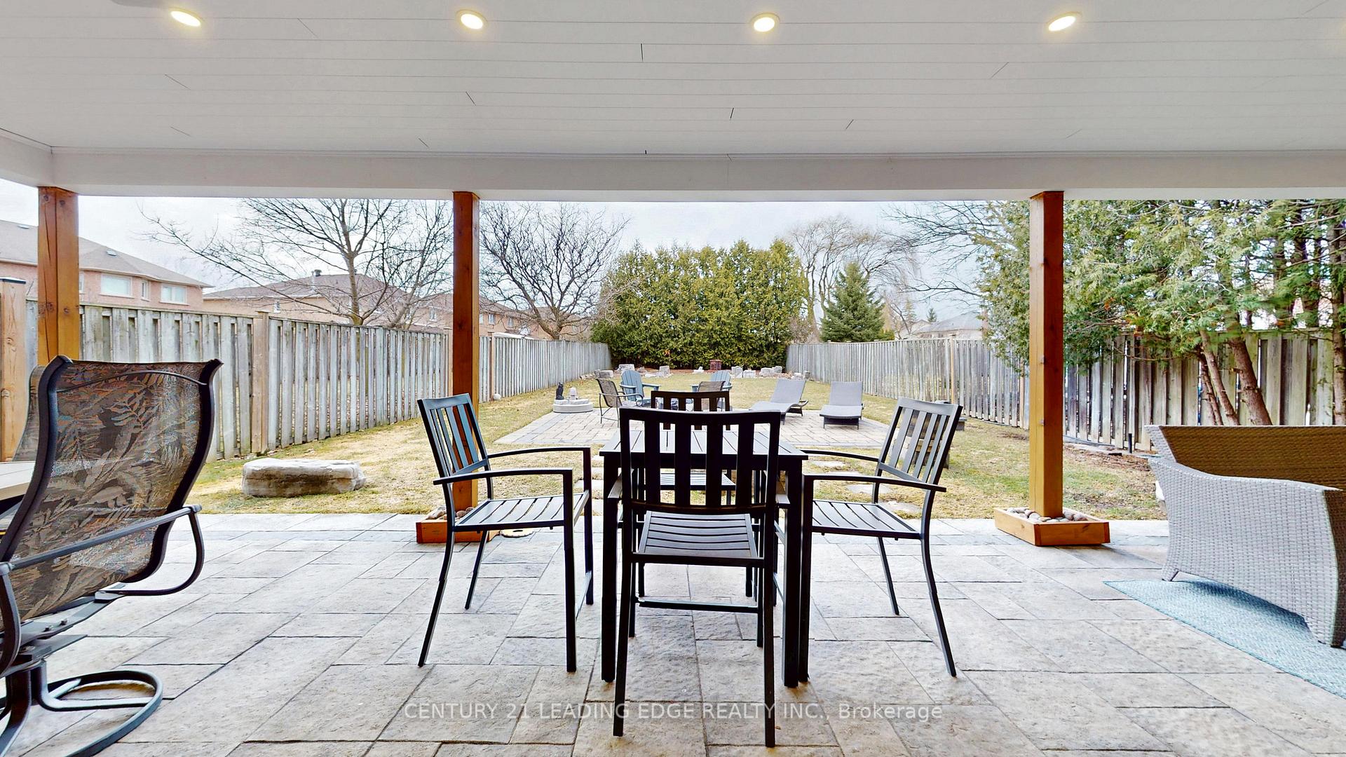 Photo 41 of 102 Larkin Avenue, Markham, Markham Village — HOMEH