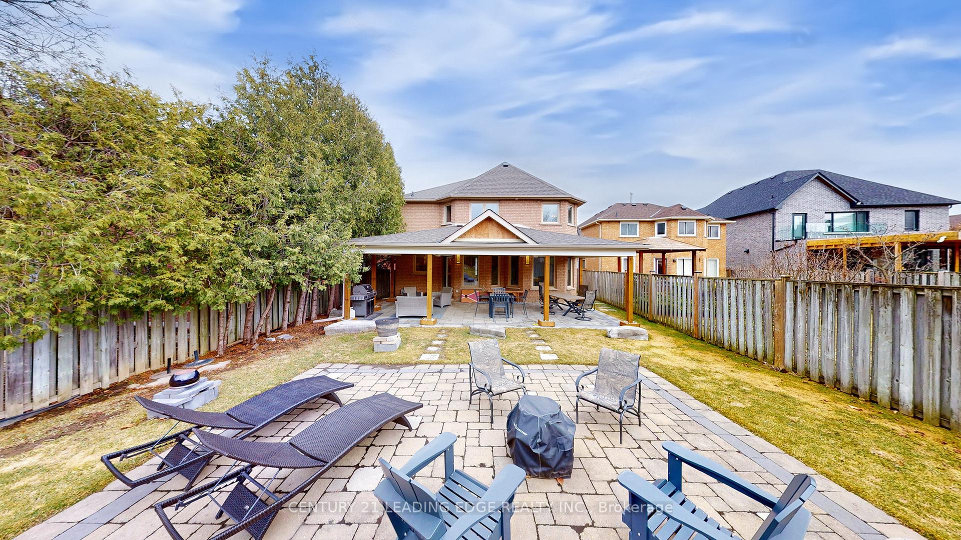 Photo 48 of 102 Larkin Avenue, Markham, Markham Village — HOMEH