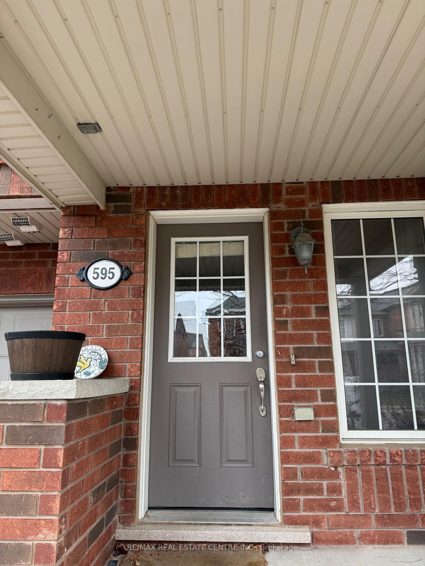 Photo 2 of 595 Speyer Circle, Milton, Harrison — HOMEH