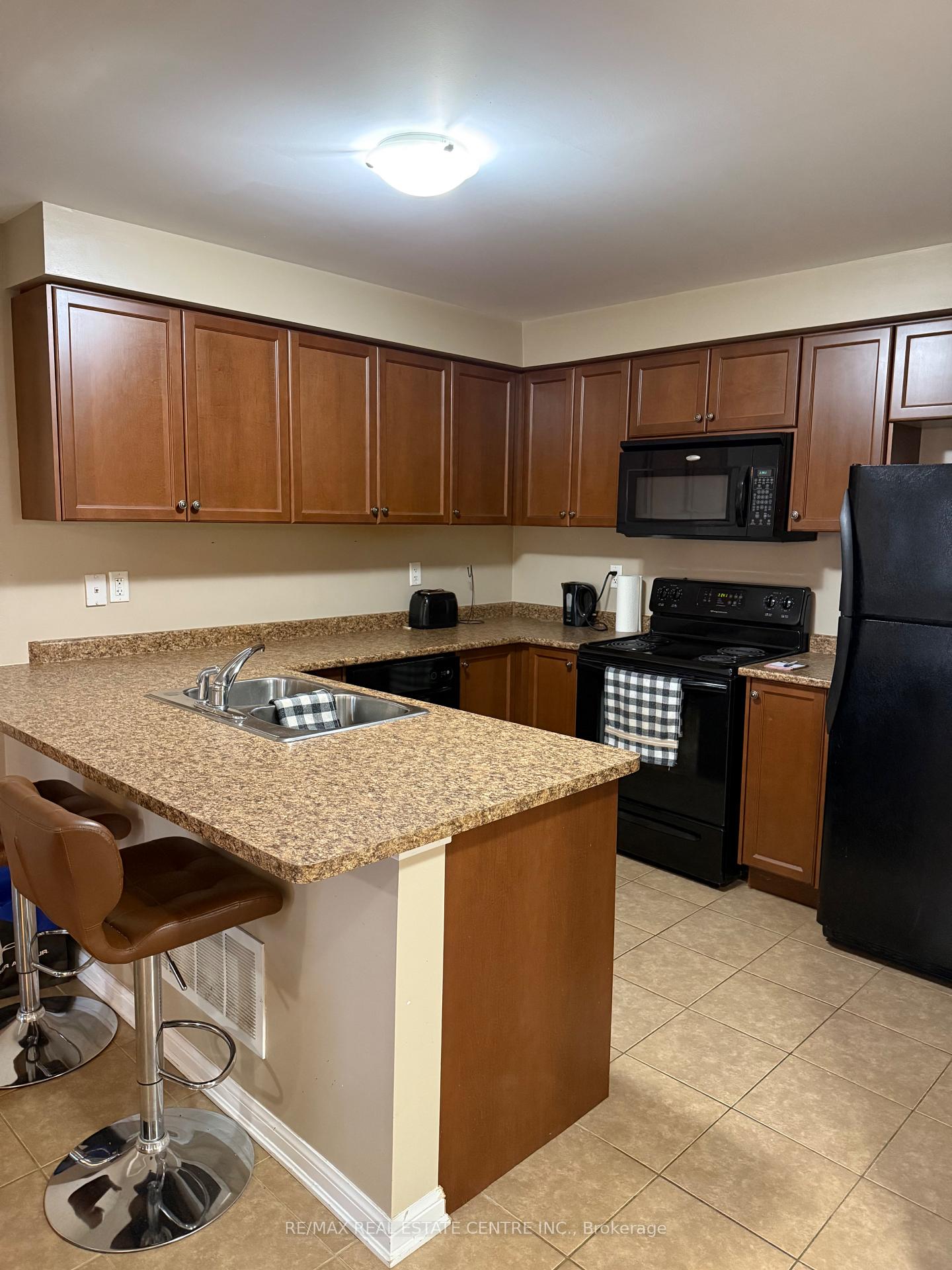 Photo 5 of 595 Speyer Circle, Milton, Harrison — HOMEH