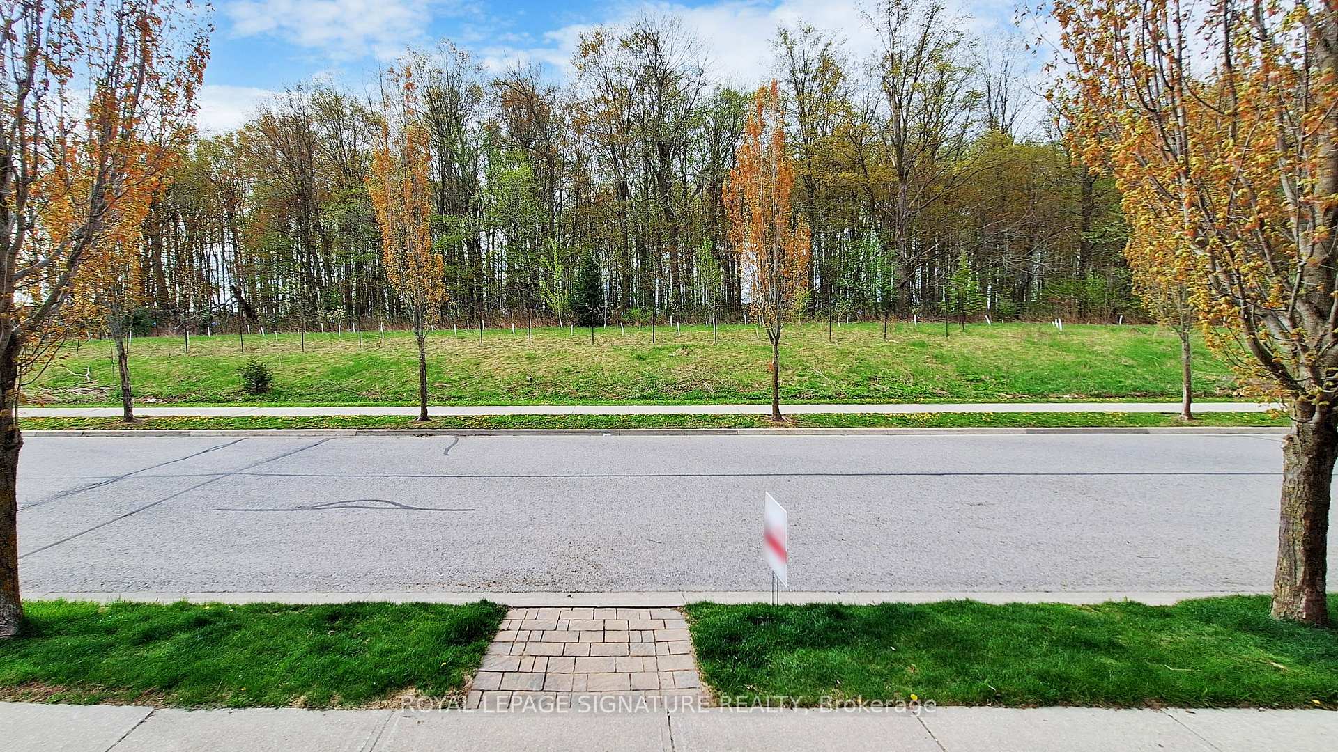 Photo 4 of 72 Autumn Glow Drive, Markham, Cornell — HOMEH