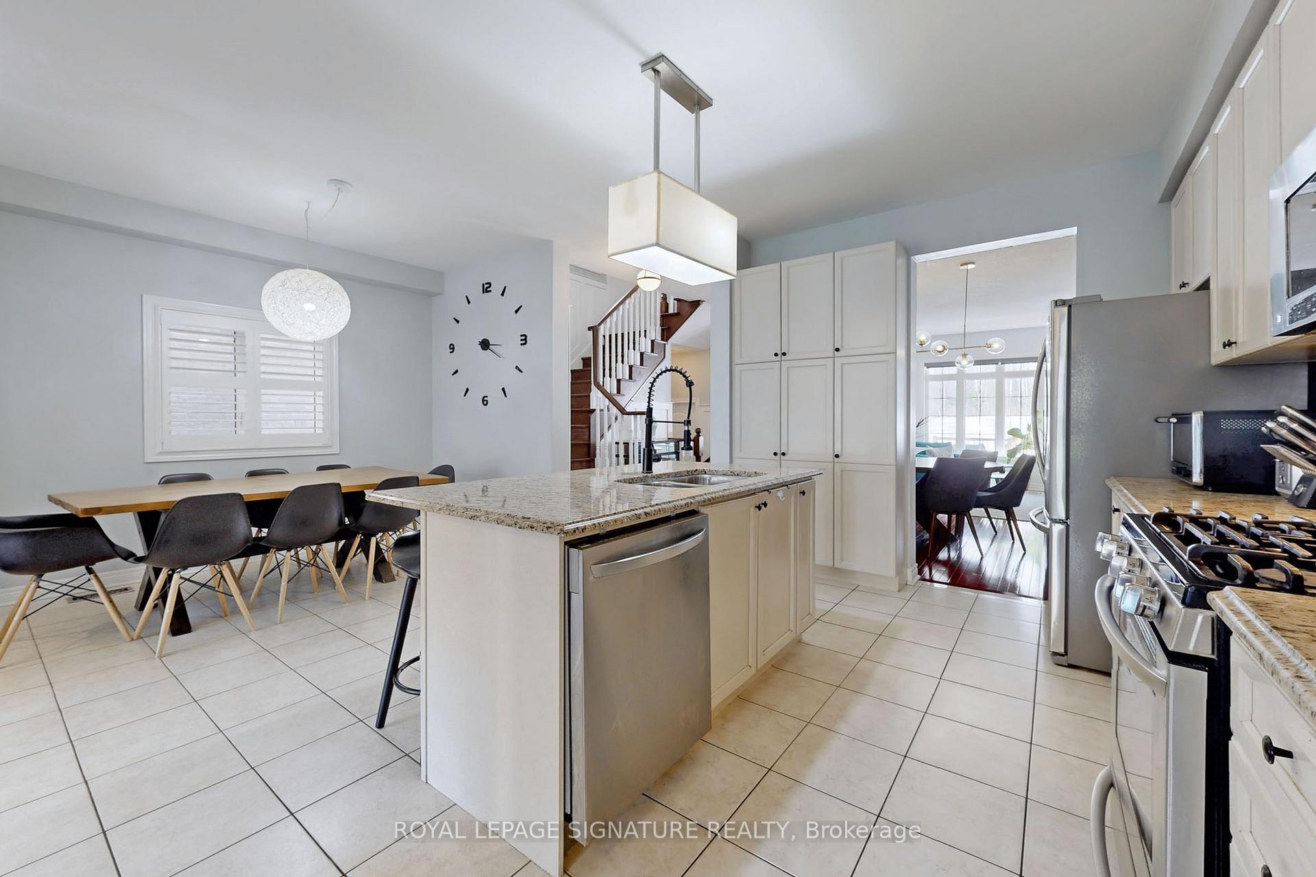Photo 10 of 72 Autumn Glow Drive, Markham, Cornell — HOMEH