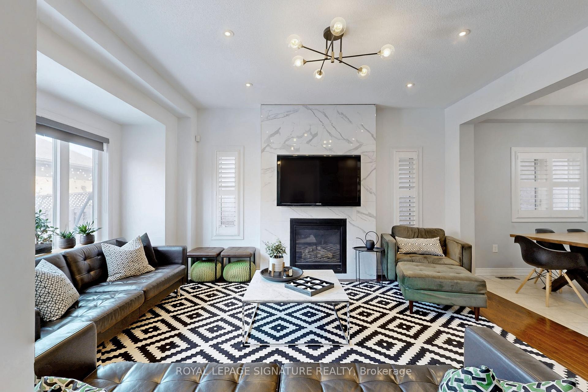 Photo 12 of 72 Autumn Glow Drive, Markham, Cornell — HOMEH