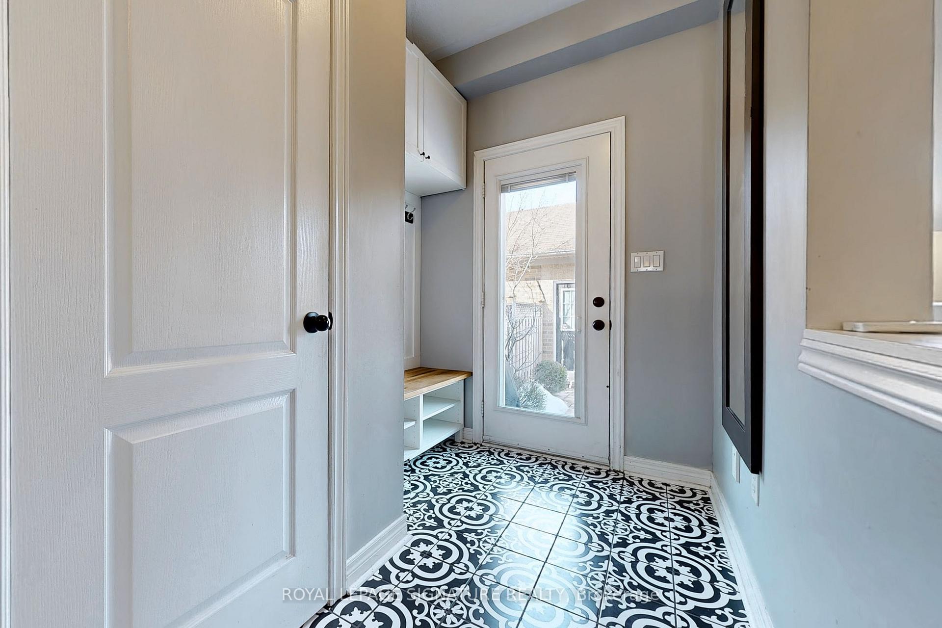 Photo 13 of 72 Autumn Glow Drive, Markham, Cornell — HOMEH