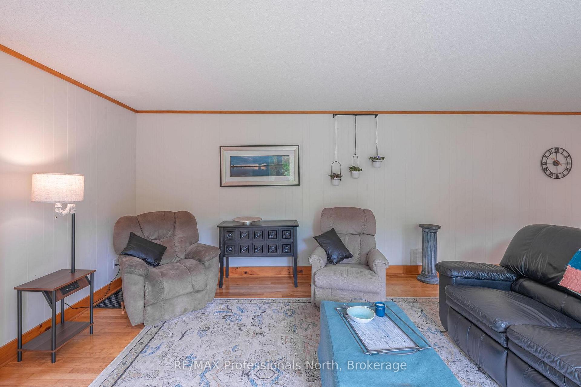 Photo 20 of 1006 Tennyson Road, Minden Hills, Lutterworth — HOMEH