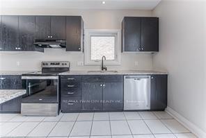 Photo 11 of 132 Ridgemount Street, Kitchener — HOMEH