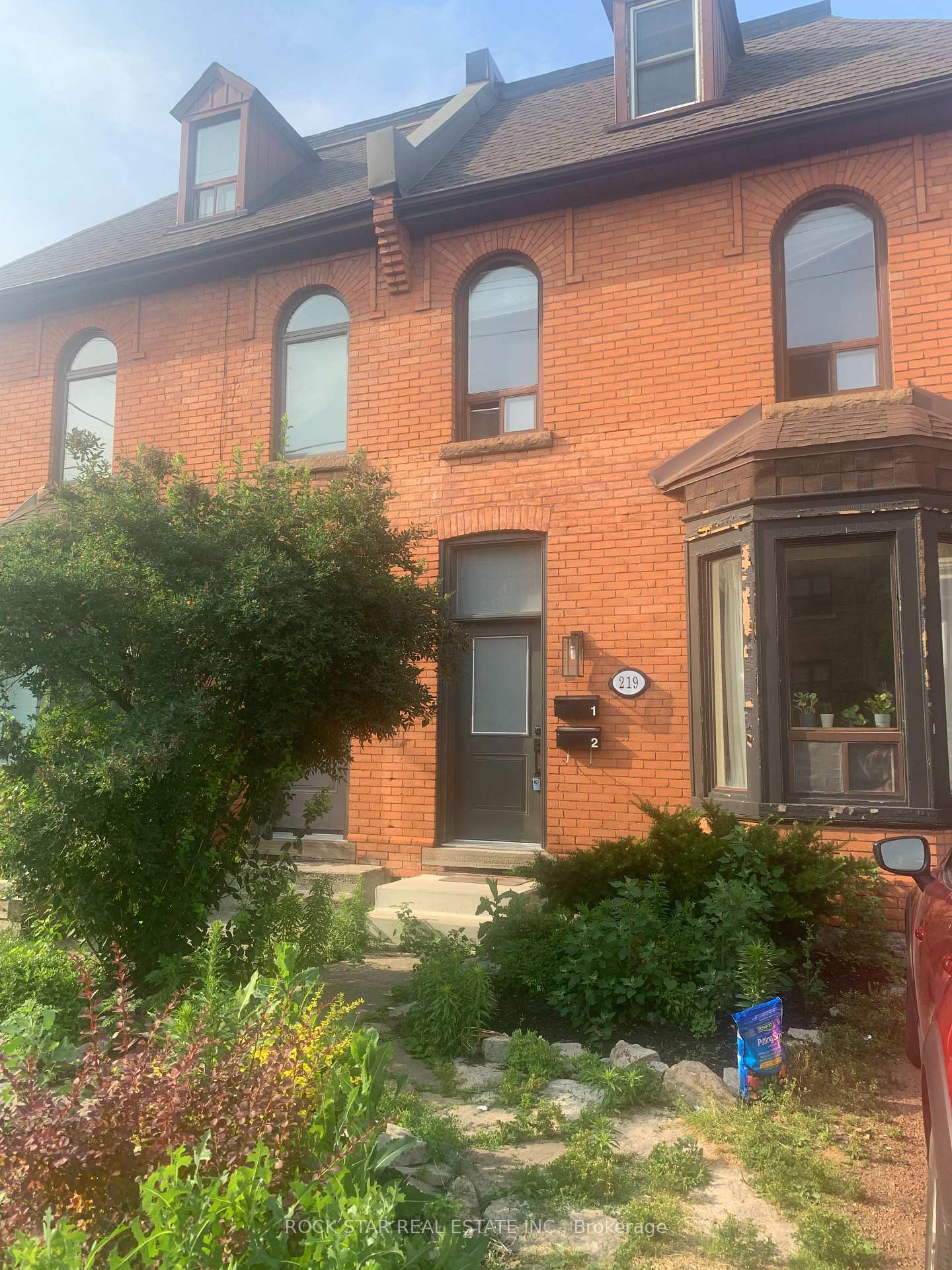 Photo 1 of Unit Unit 2/Upper, 219 Stinson Street, Hamilton, Stinson — HOMEH