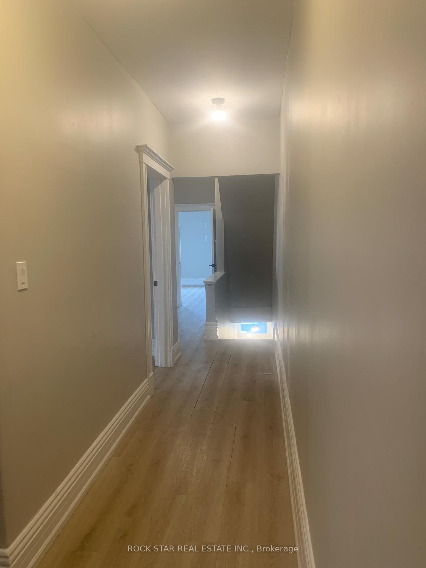 Photo 12 of Unit Unit 2/Upper, 219 Stinson Street, Hamilton, Stinson — HOMEH