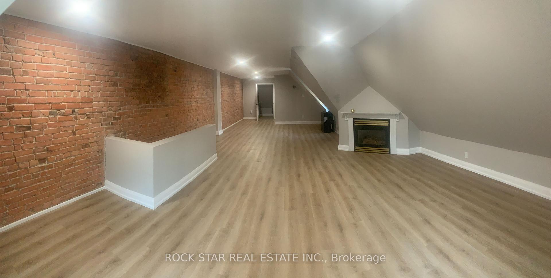 Photo 20 of Unit Unit 2/Upper, 219 Stinson Street, Hamilton, Stinson — HOMEH