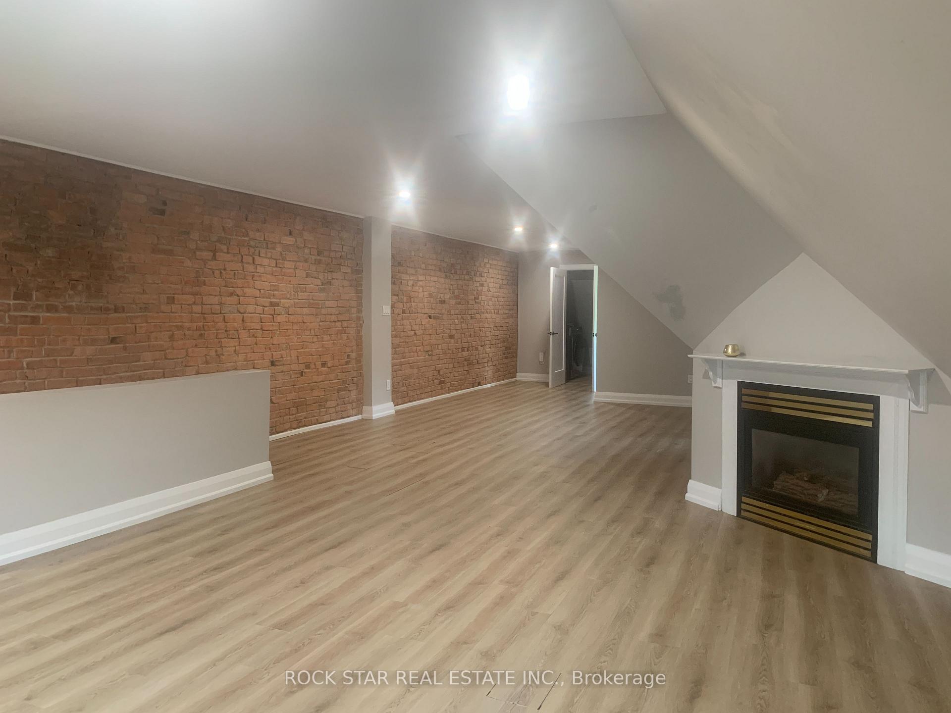 Photo 21 of Unit Unit 2/Upper, 219 Stinson Street, Hamilton, Stinson — HOMEH