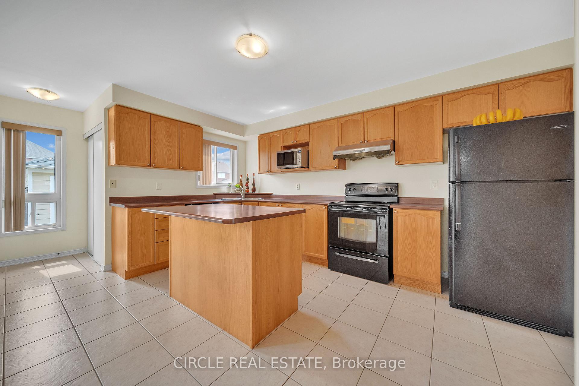 Photo 14 of 16 Calafia Street, Markham, Cornell — HOMEH