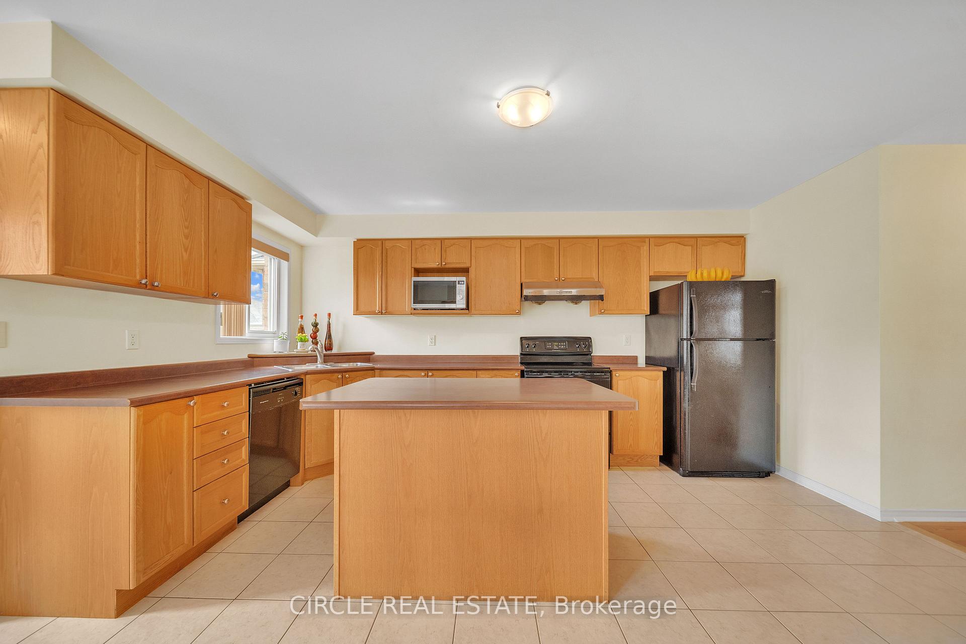 Photo 15 of 16 Calafia Street, Markham, Cornell — HOMEH