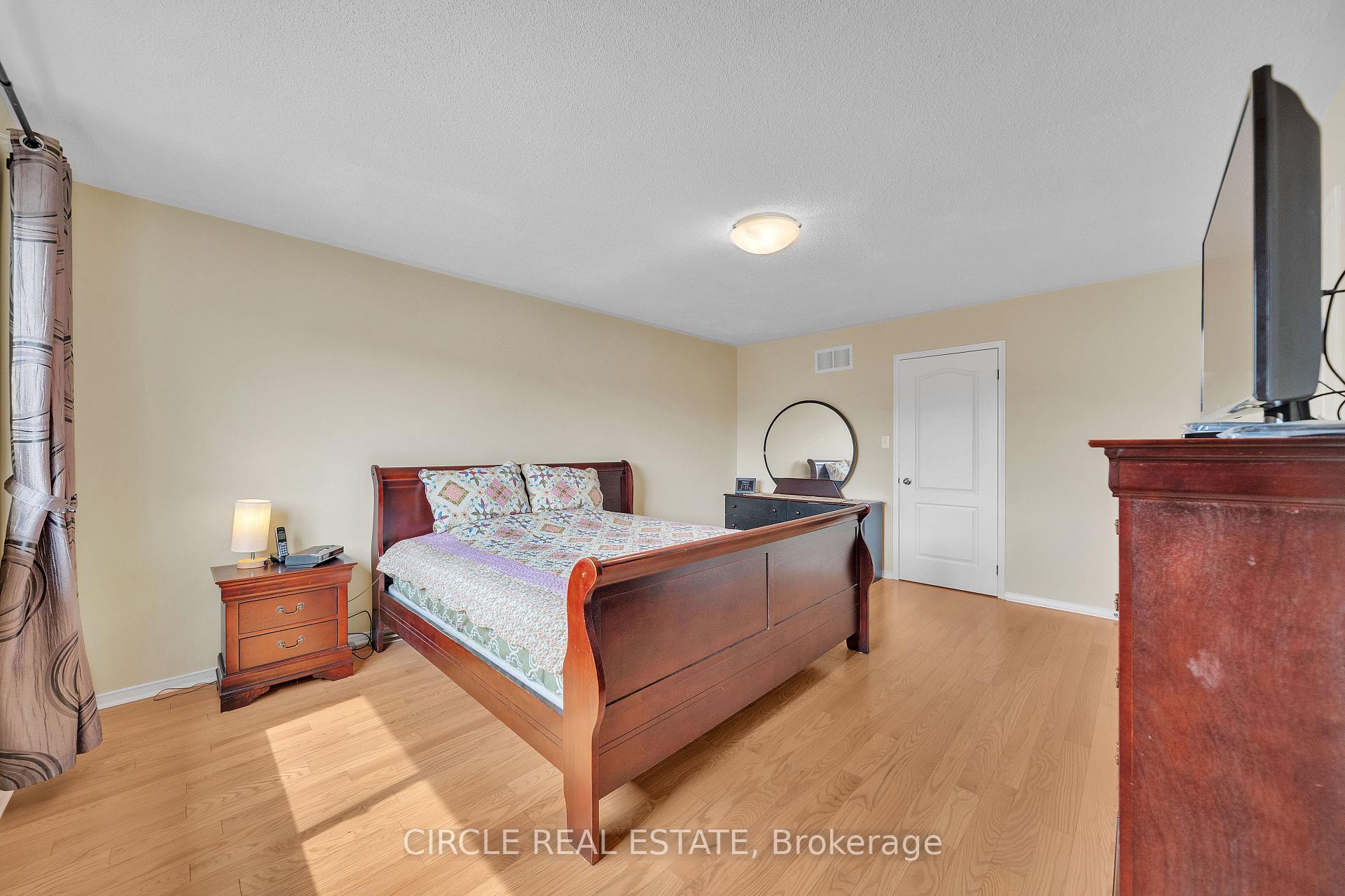 Photo 22 of 16 Calafia Street, Markham, Cornell — HOMEH