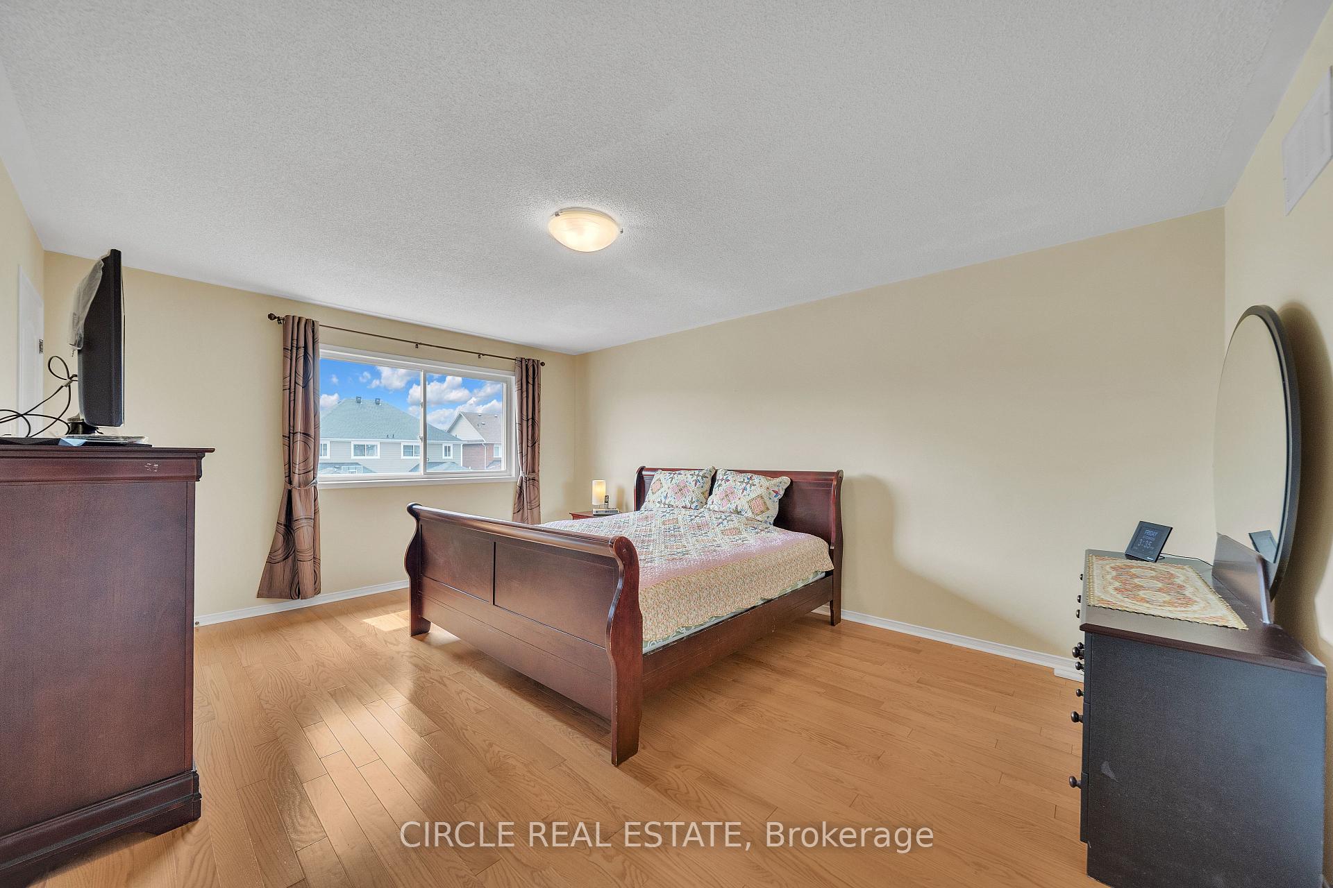 Photo 23 of 16 Calafia Street, Markham, Cornell — HOMEH