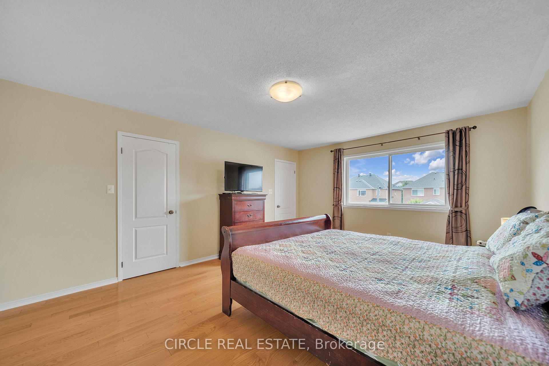 Photo 24 of 16 Calafia Street, Markham, Cornell — HOMEH