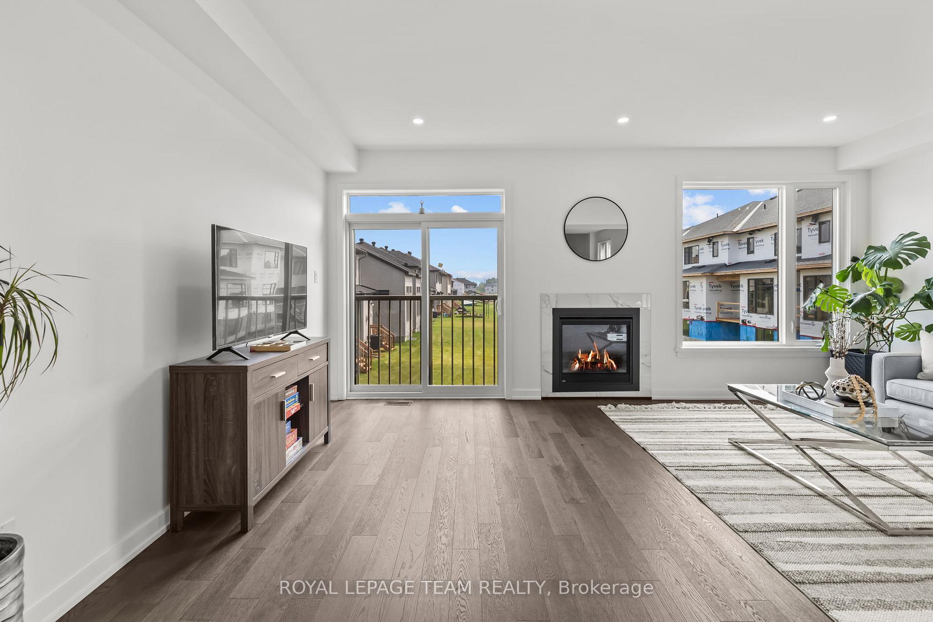 Photo 15 of 1008 Kitigan Grove, Ottawa, Kanata - Kanata Lakes/Heritage Hills — HOMEH