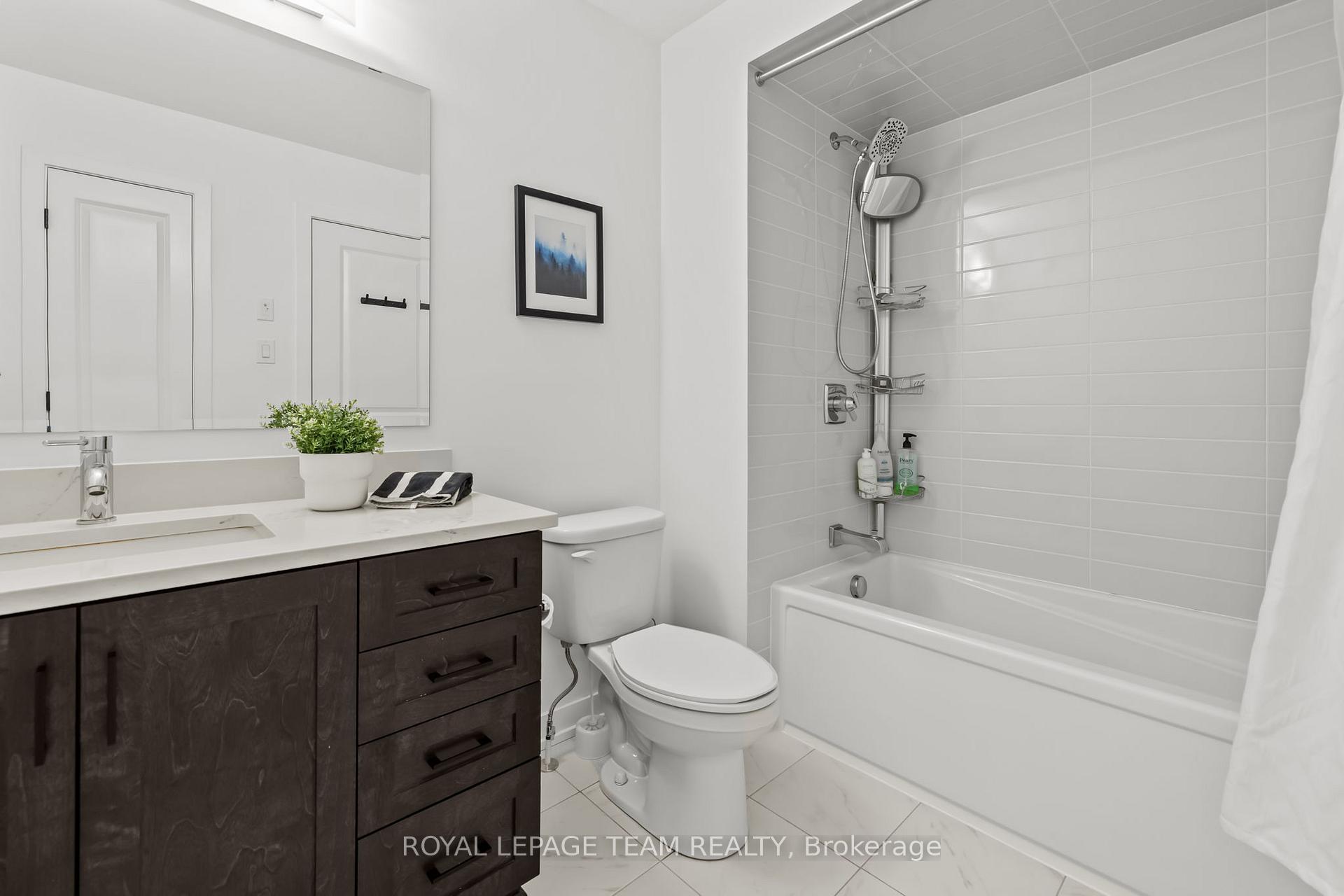 Photo 25 of 1008 Kitigan Grove, Ottawa, Kanata - Kanata Lakes/Heritage Hills — HOMEH