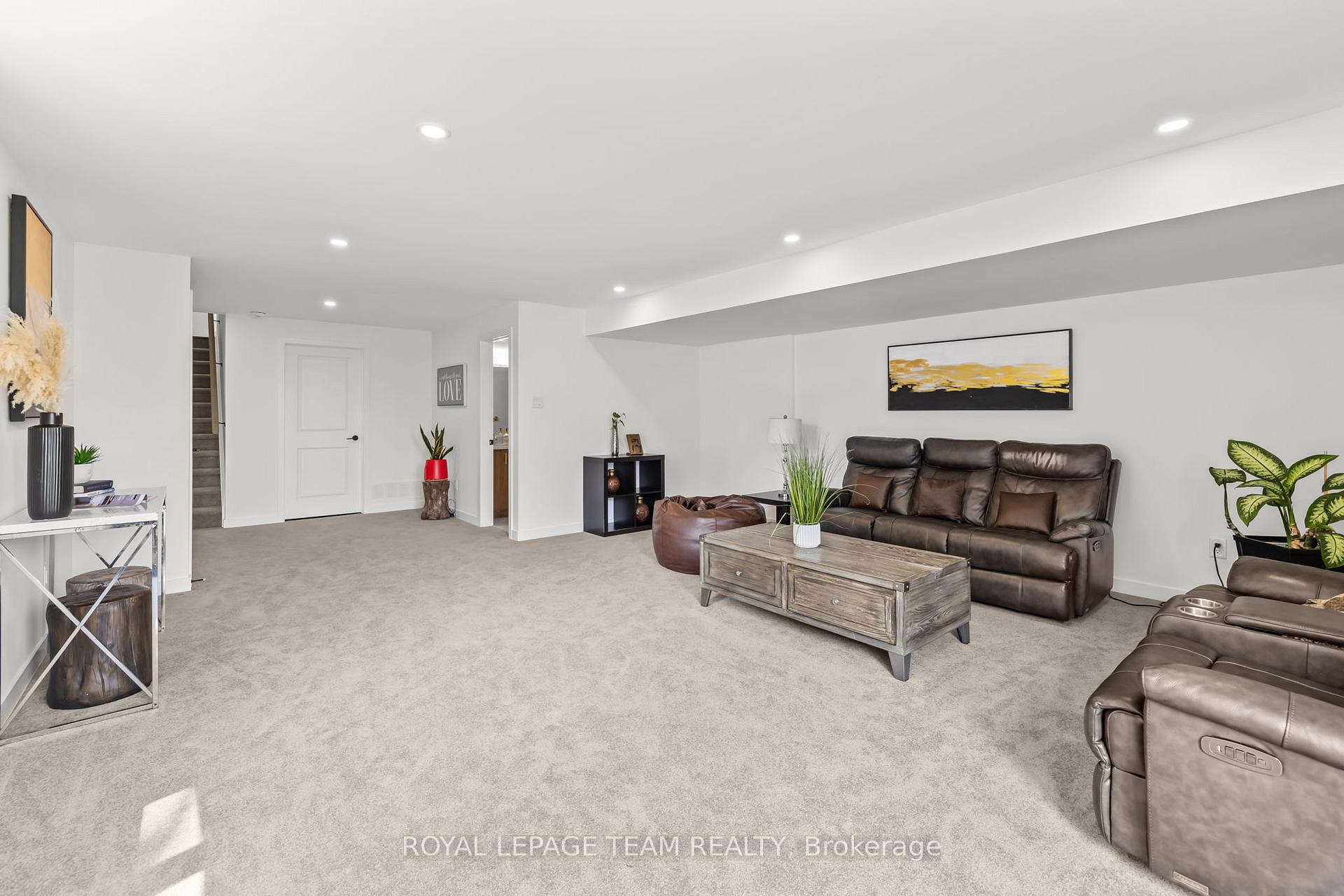Photo 31 of 1008 Kitigan Grove, Ottawa, Kanata - Kanata Lakes/Heritage Hills — HOMEH
