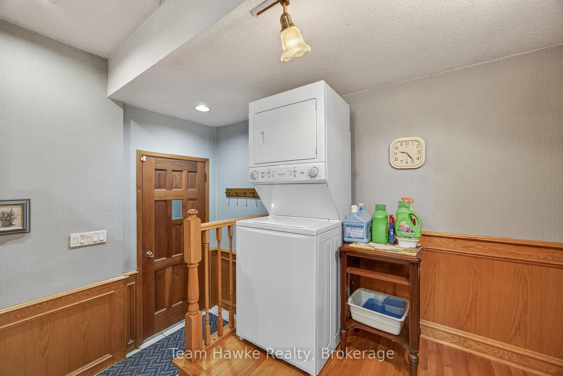 Photo 19 of 558 Russell Street, Midland — HOMEH