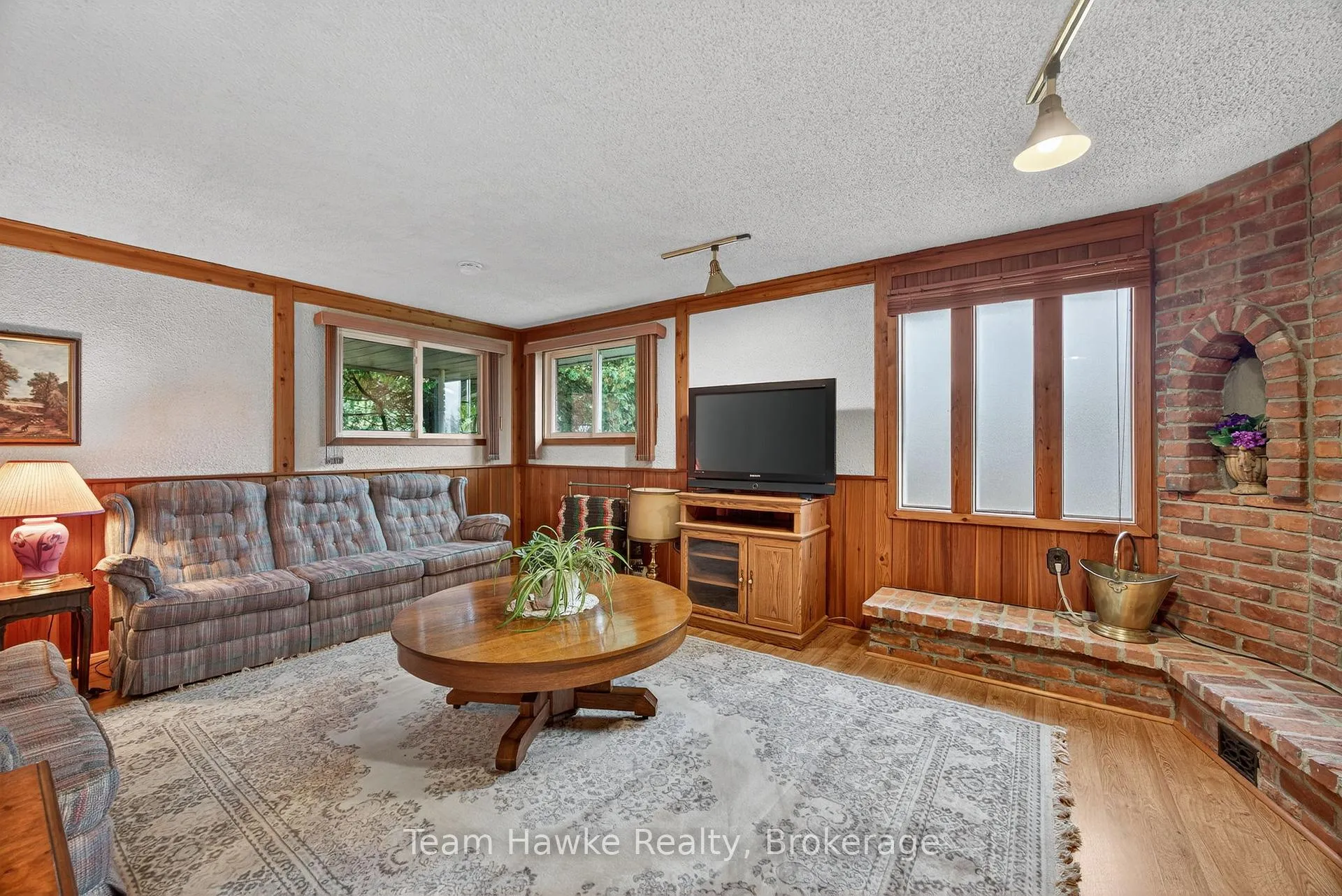 Photo 20 of 558 Russell Street, Midland — HOMEH