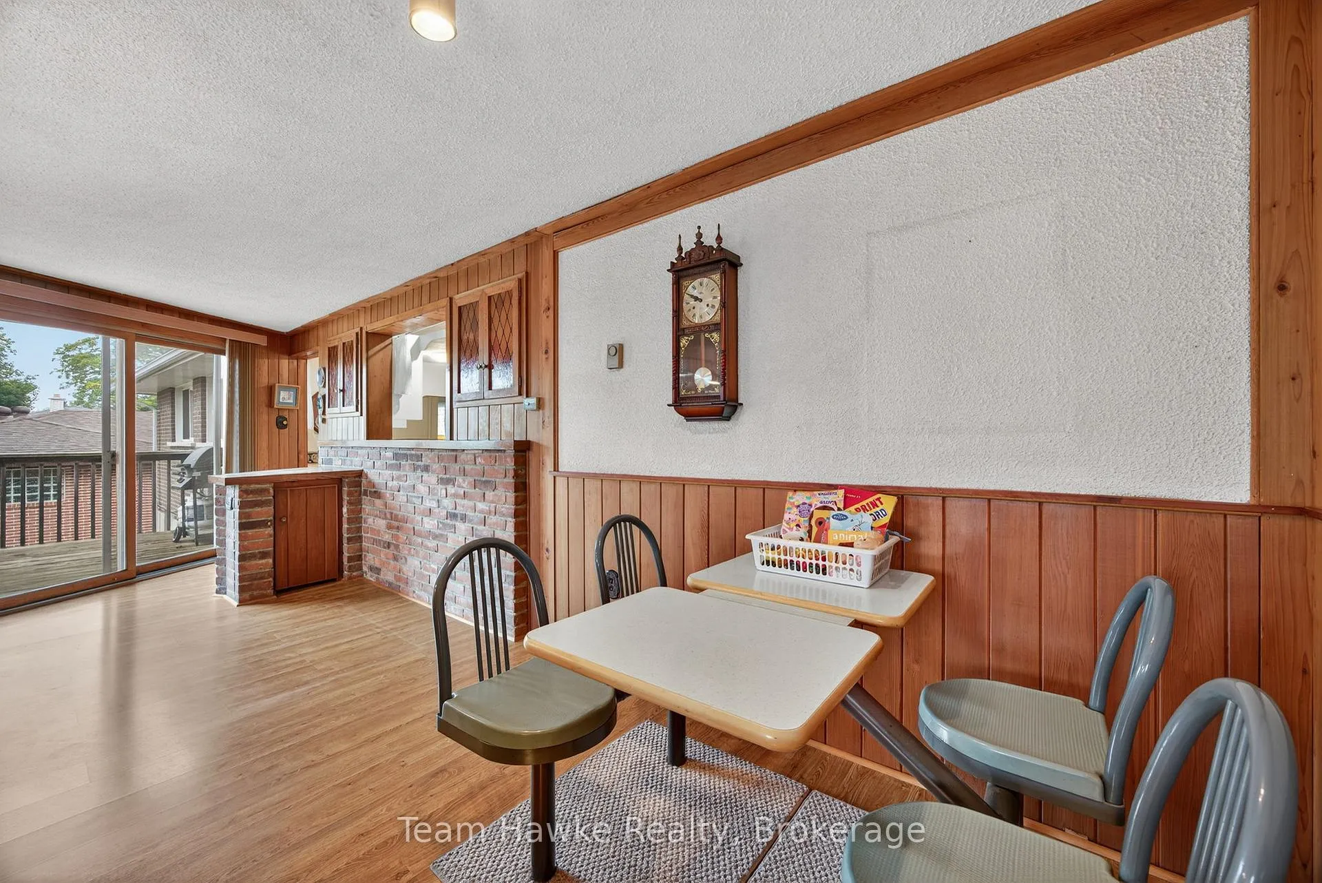 Photo 24 of 558 Russell Street, Midland — HOMEH