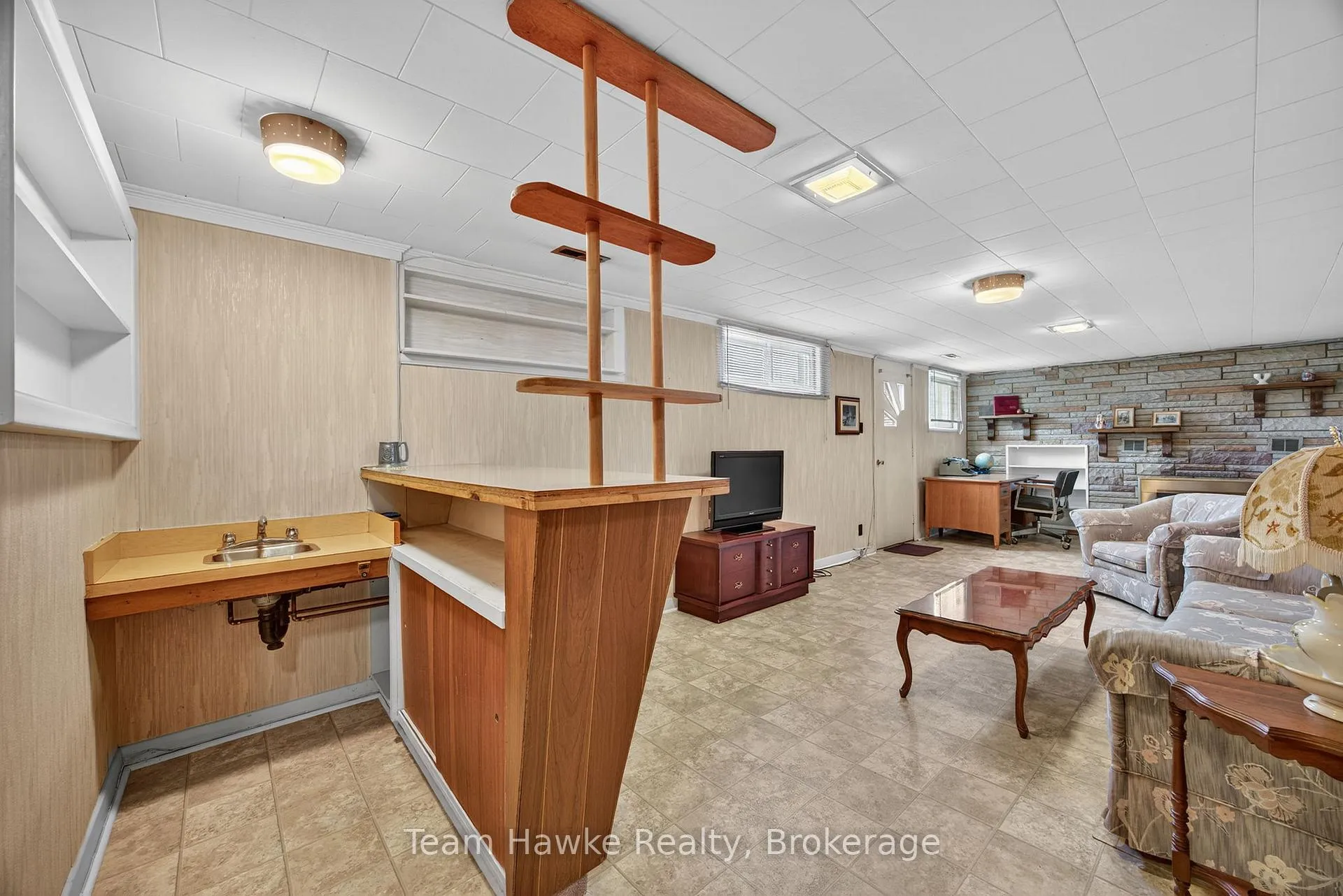 Photo 30 of 558 Russell Street, Midland — HOMEH