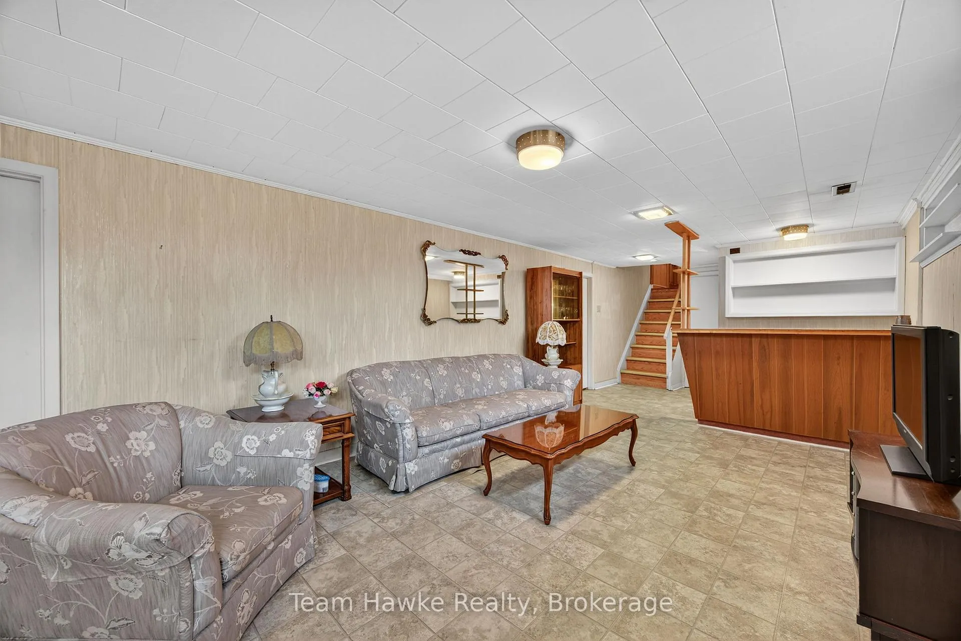 Photo 33 of 558 Russell Street, Midland — HOMEH