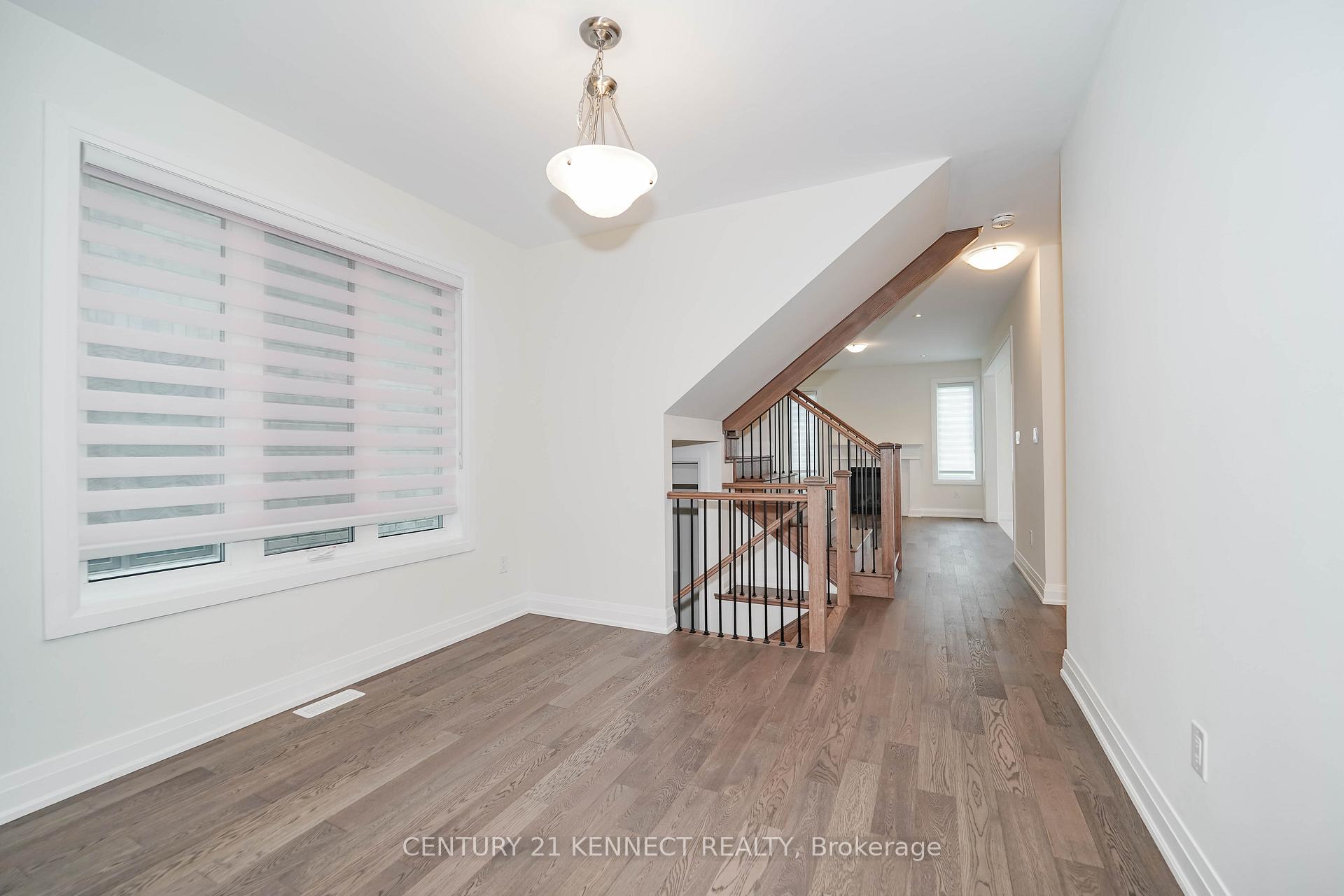 Photo 7 of 18 Cecil Sinclair Drive, Markham, Victoria Square — HOMEH