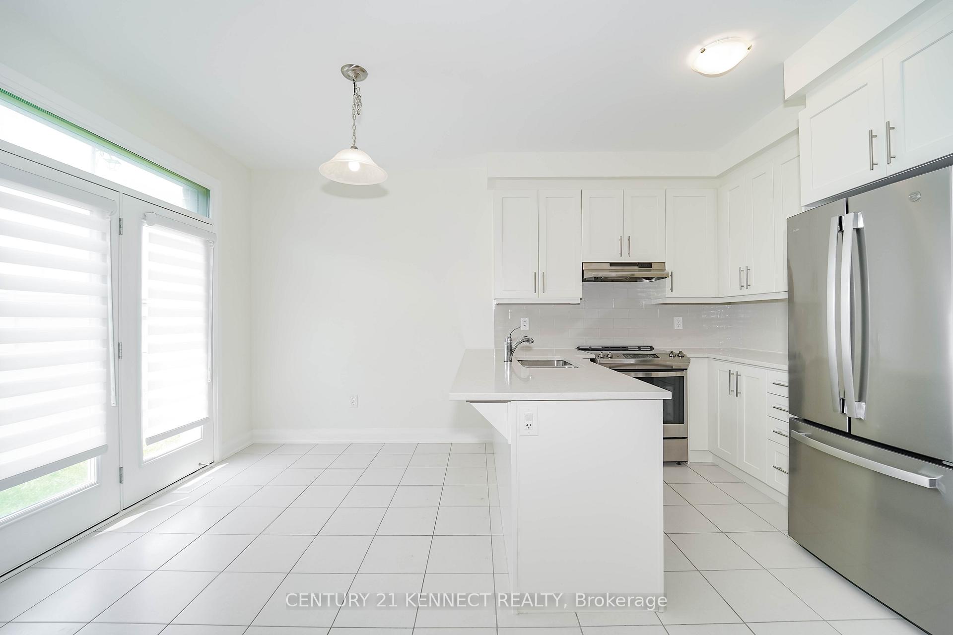 Photo 14 of 18 Cecil Sinclair Drive, Markham, Victoria Square — HOMEH