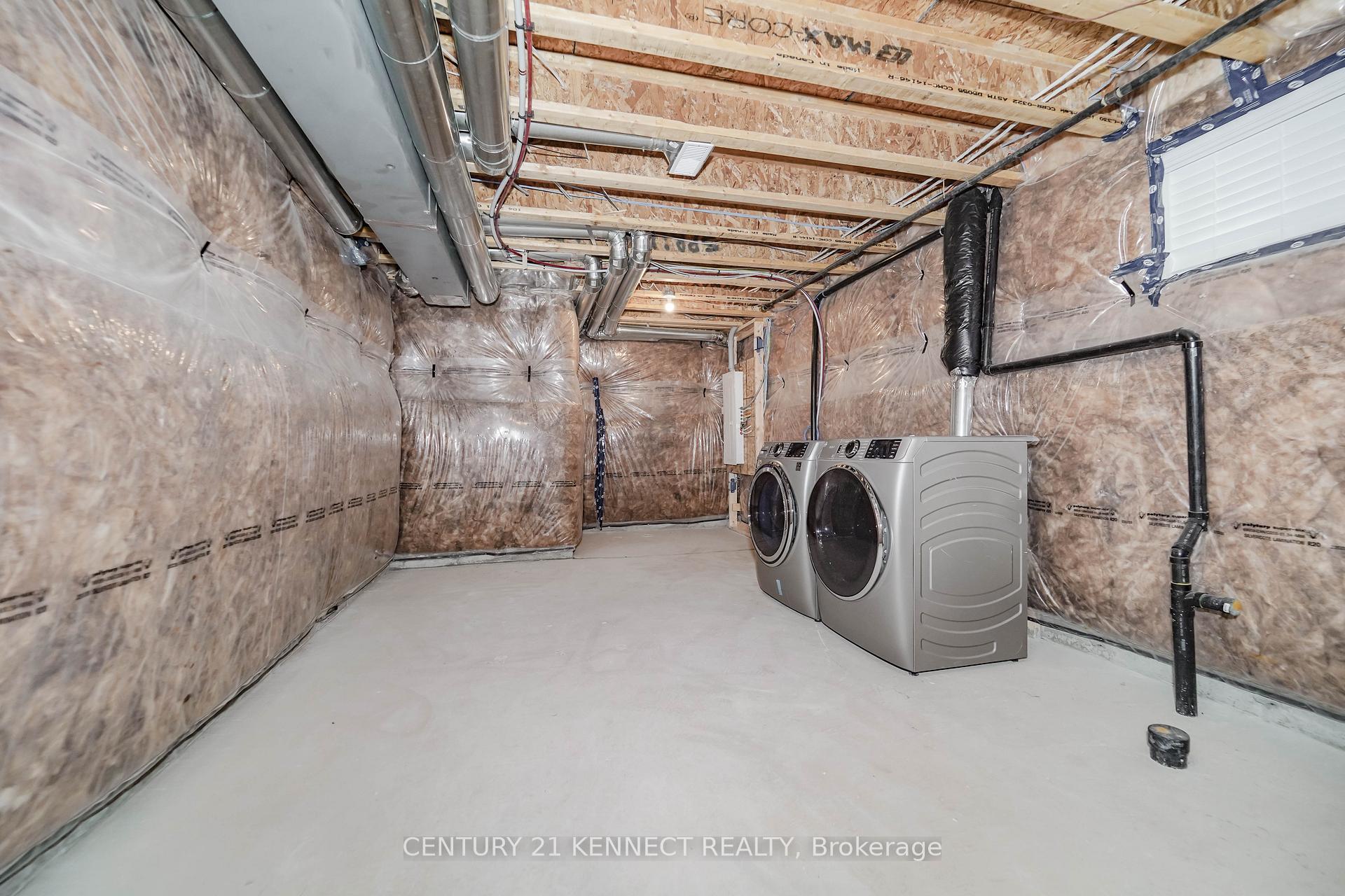 Photo 39 of 18 Cecil Sinclair Drive, Markham, Victoria Square — HOMEH