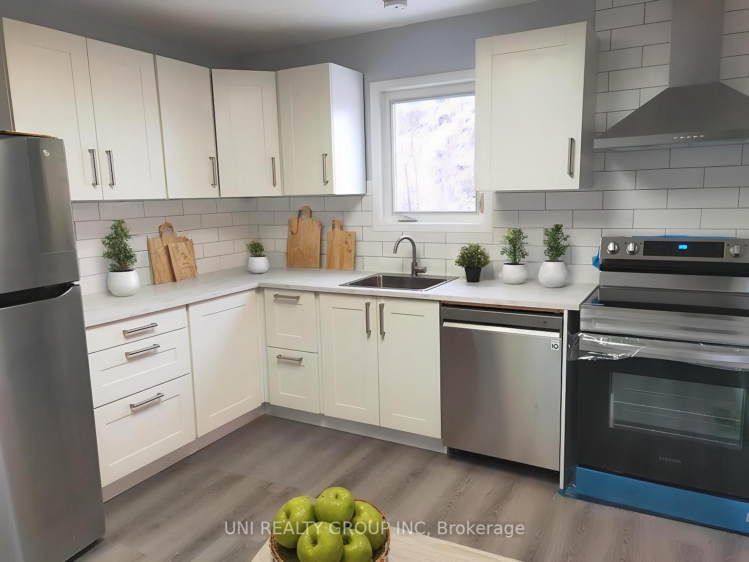 Photo 7 of 25 Gowrie Drive, Ottawa, Kanata - Glencairn/Hazeldean — HOMEH