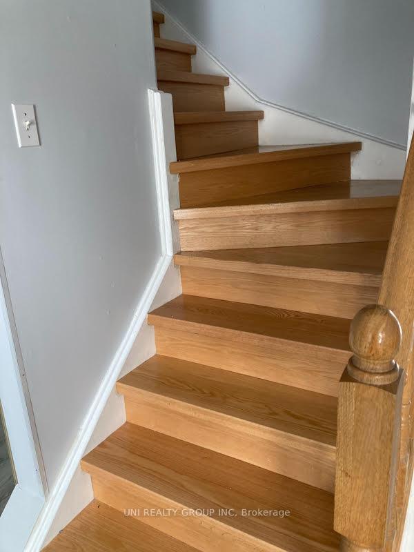 Photo 8 of 25 Gowrie Drive, Ottawa, Kanata - Glencairn/Hazeldean — HOMEH